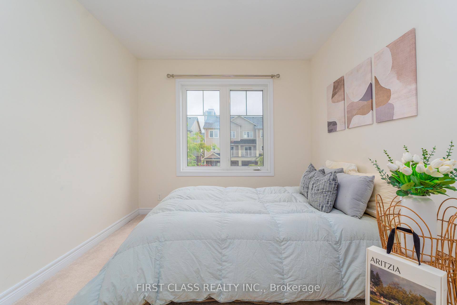 Photo 29 of 42 Great Gabe Crescent, Oshawa, Windfields — HOMEH