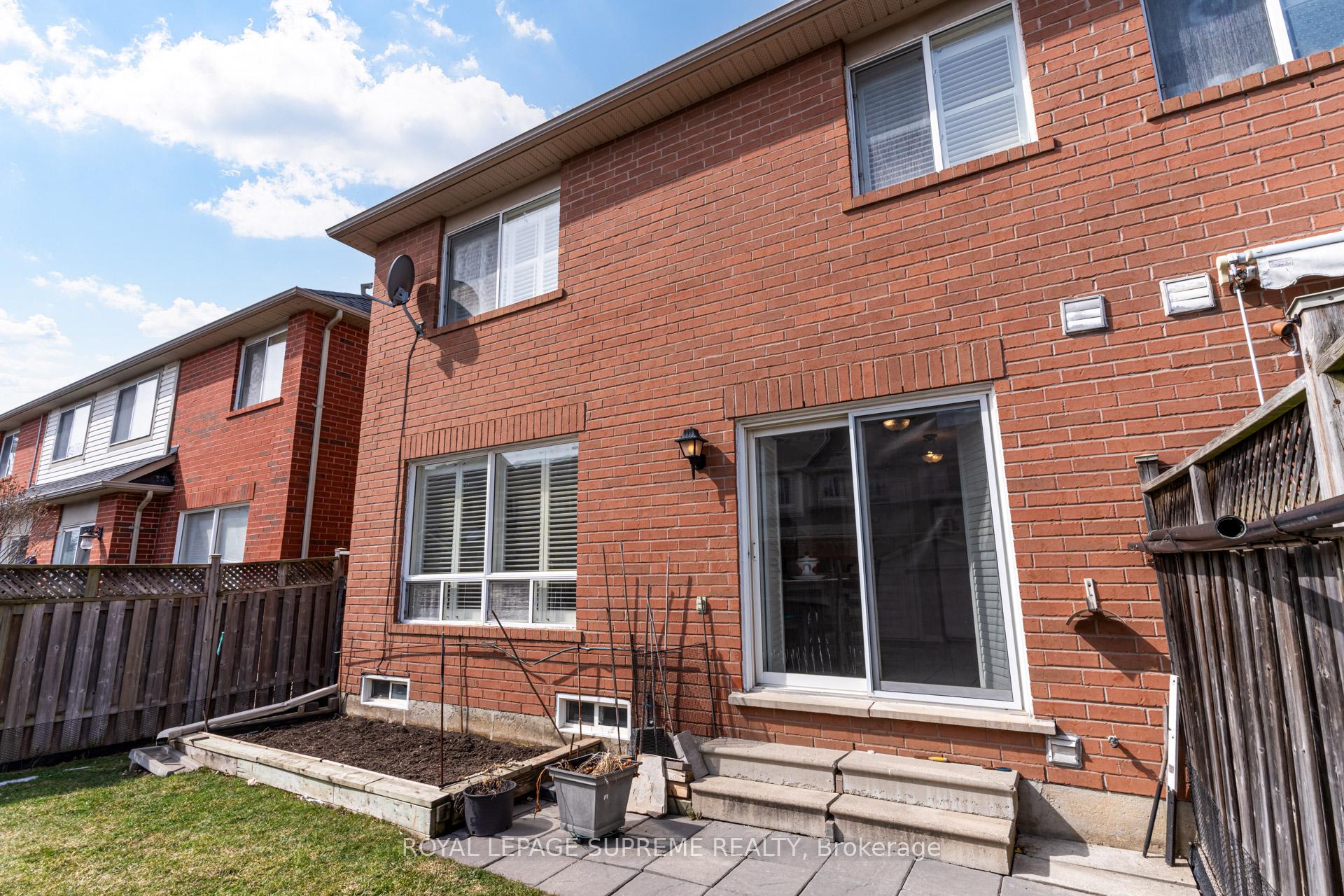 Photo 36 of 1063 Wallbrook Crescent, Milton, Beaty — HOMEH
