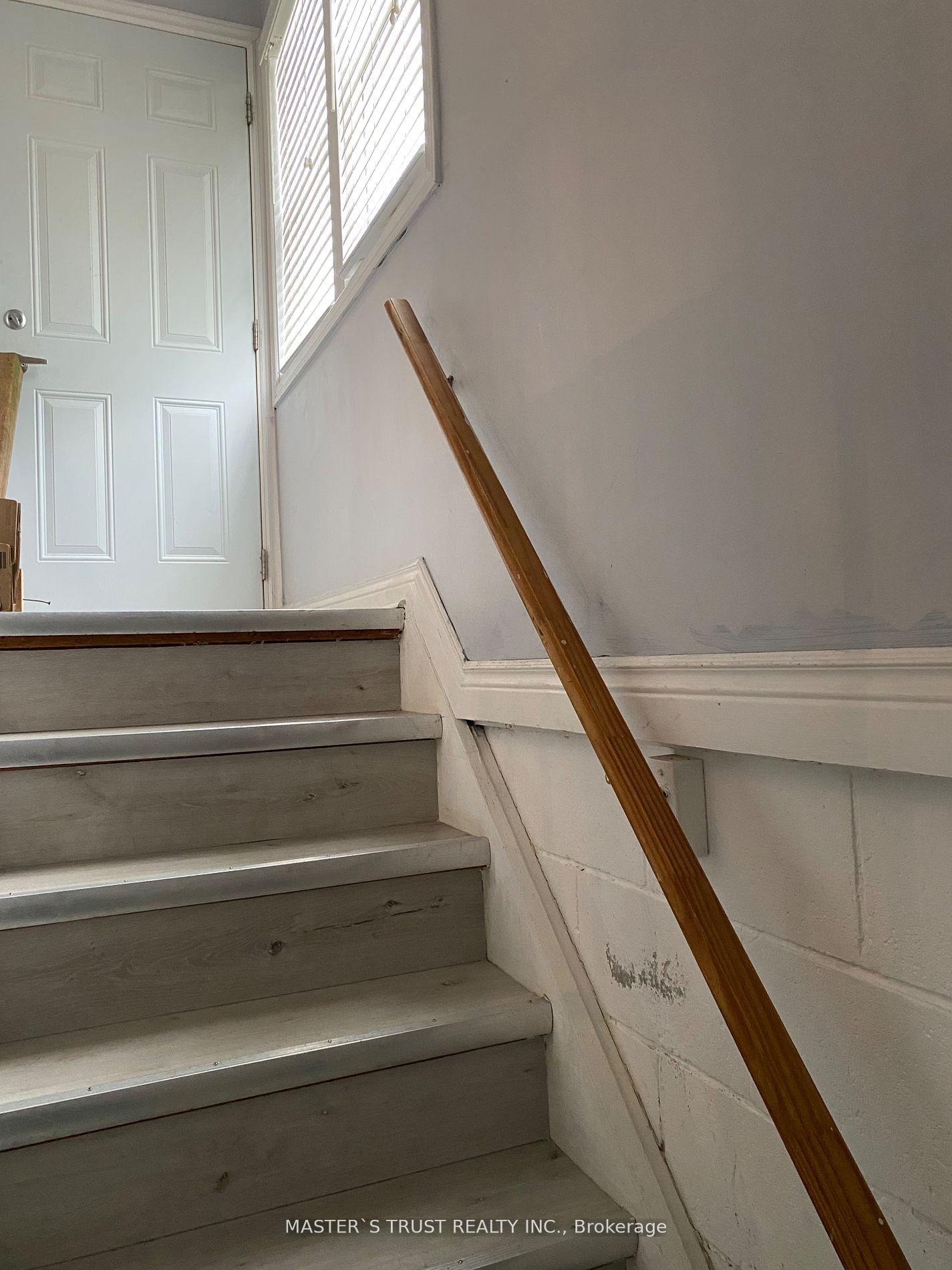 Photo 7 of 5724 Arthur Street, Niagara Falls, Cherrywood — HOMEH