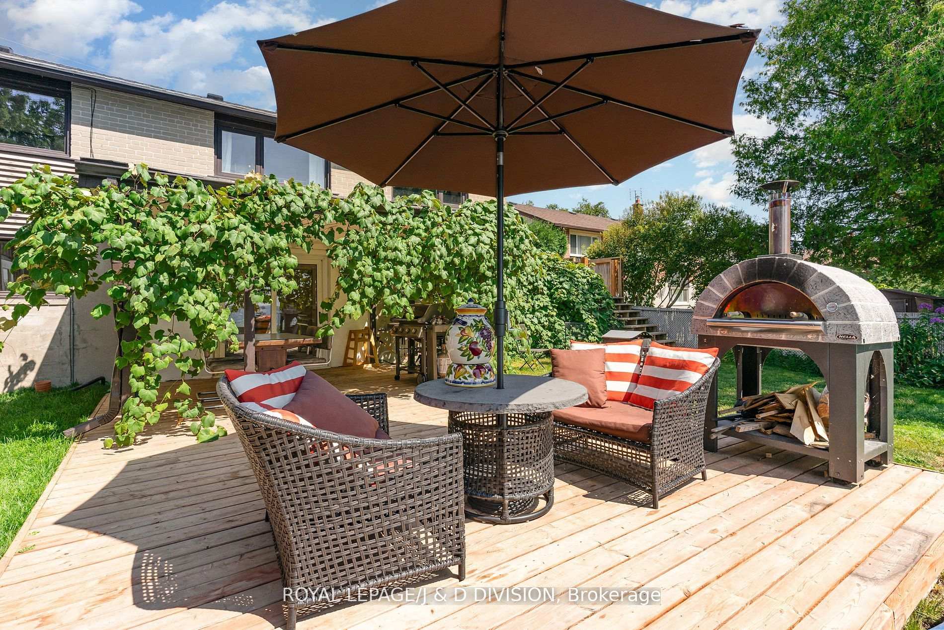 Photo 19 of 695 Stone Street, Oshawa, Lakeview — HOMEH