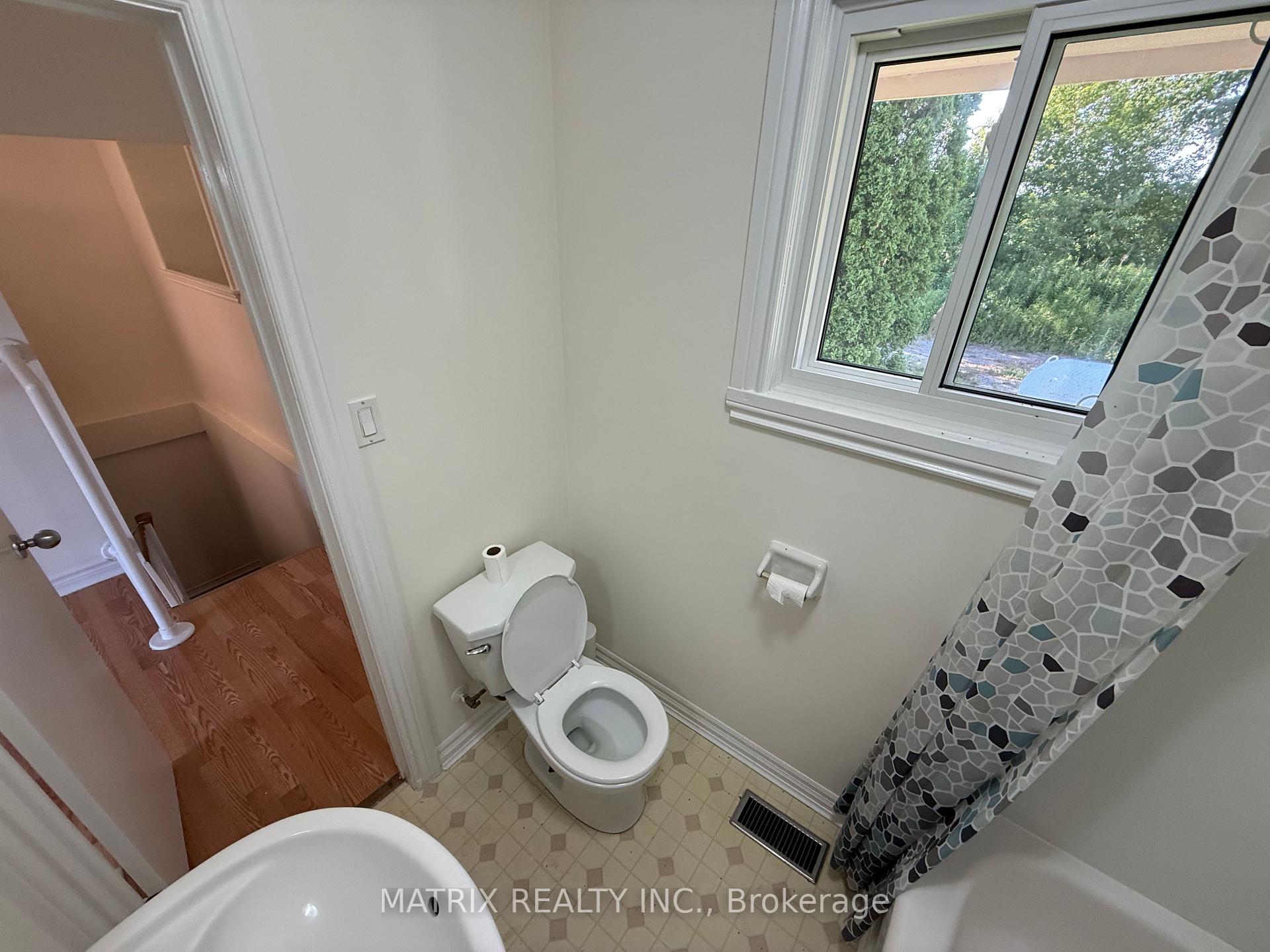 Photo 13 of Unit Main #2, 2595 Whites Road, Pickering, Rural Pickering — HOMEH