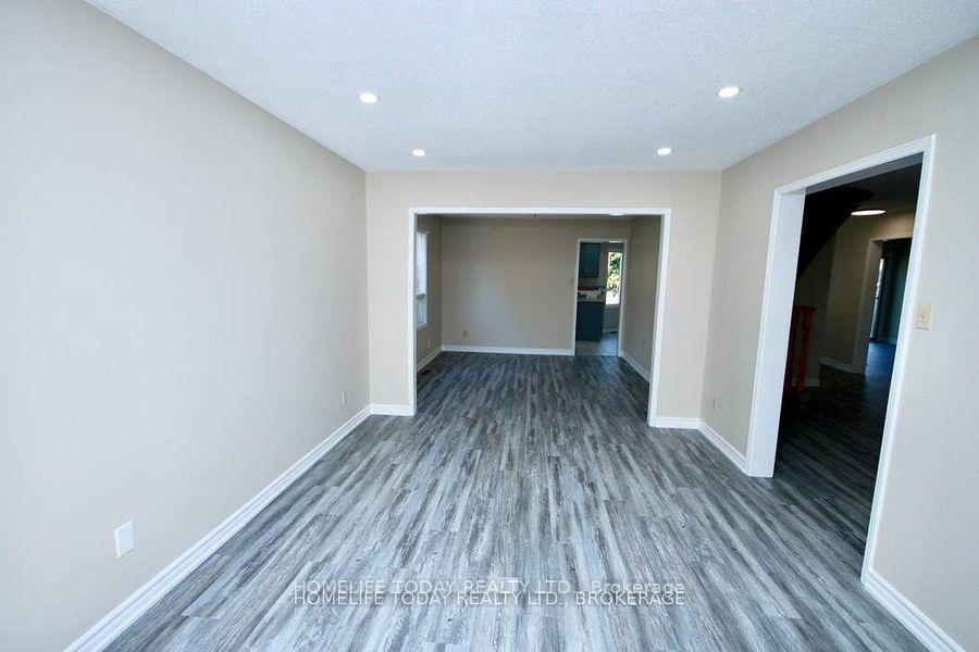 Photo 9 of 2390 Wildwood Crescent, Pickering, Brock Ridge — HOMEH