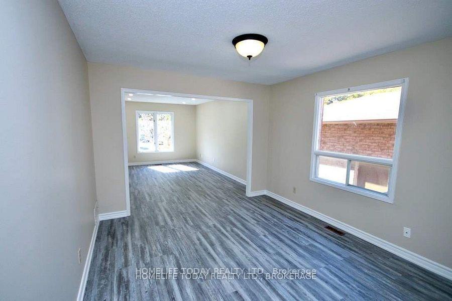Photo 13 of 2390 Wildwood Crescent, Pickering, Brock Ridge — HOMEH