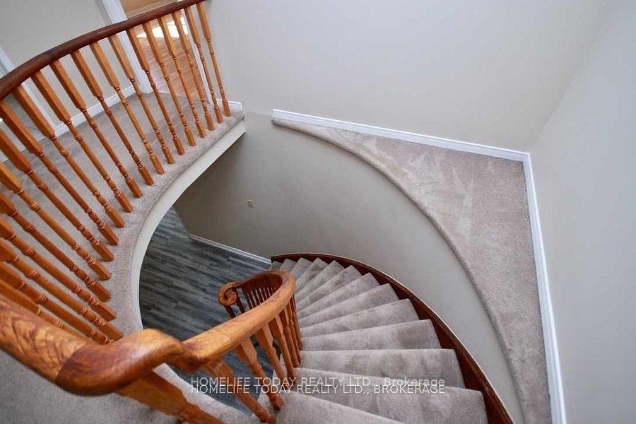 Photo 20 of 2390 Wildwood Crescent, Pickering, Brock Ridge — HOMEH