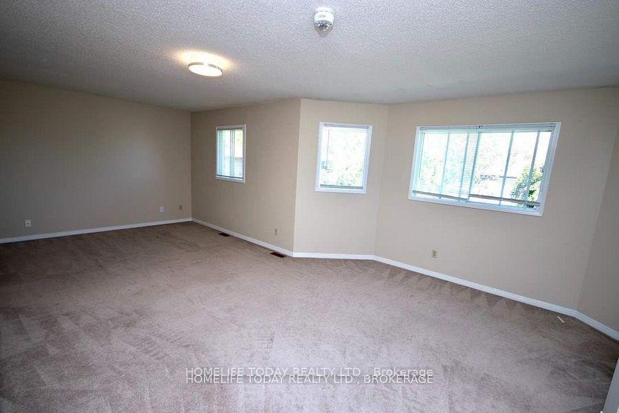 Photo 24 of 2390 Wildwood Crescent, Pickering, Brock Ridge — HOMEH