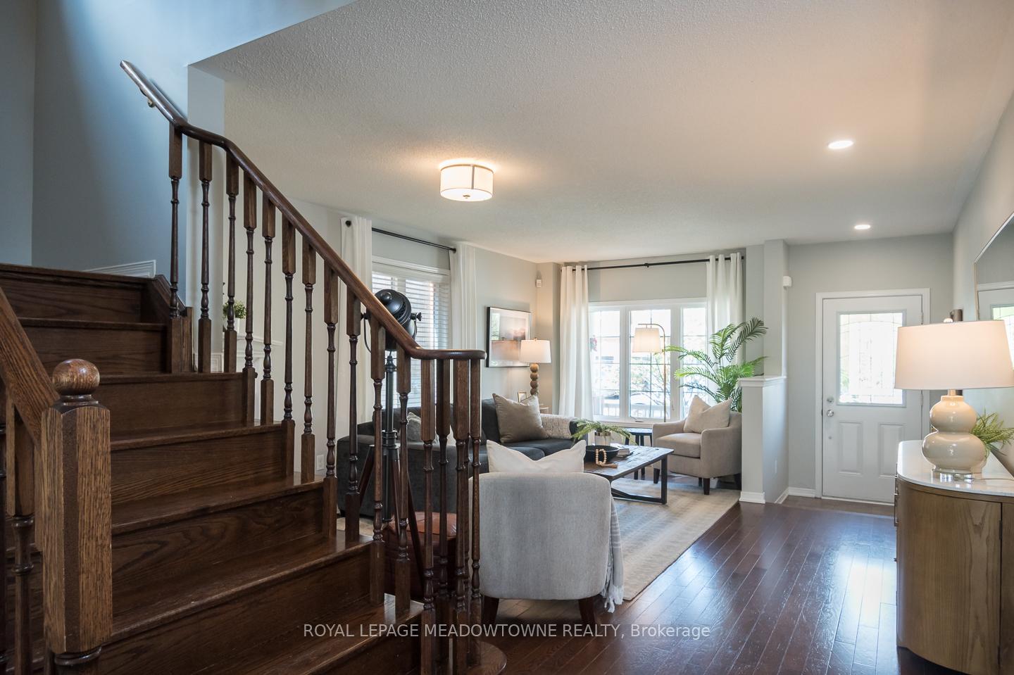 Photo 8 of 292 Giddings Crescent, Milton, Scott — HOMEH