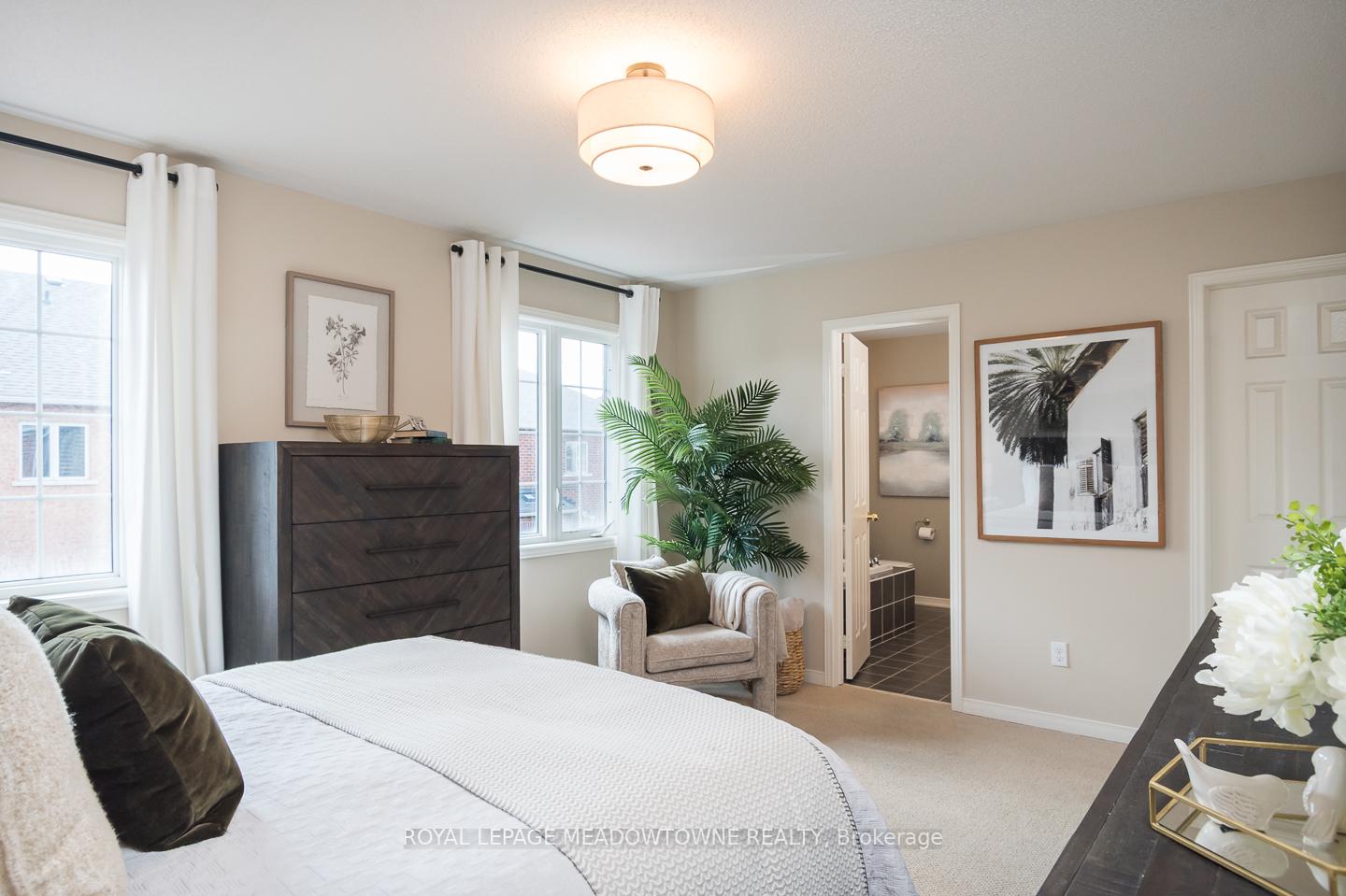 Photo 18 of 292 Giddings Crescent, Milton, Scott — HOMEH