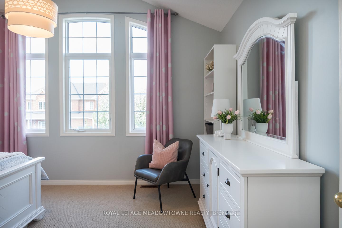 Photo 21 of 292 Giddings Crescent, Milton, Scott — HOMEH