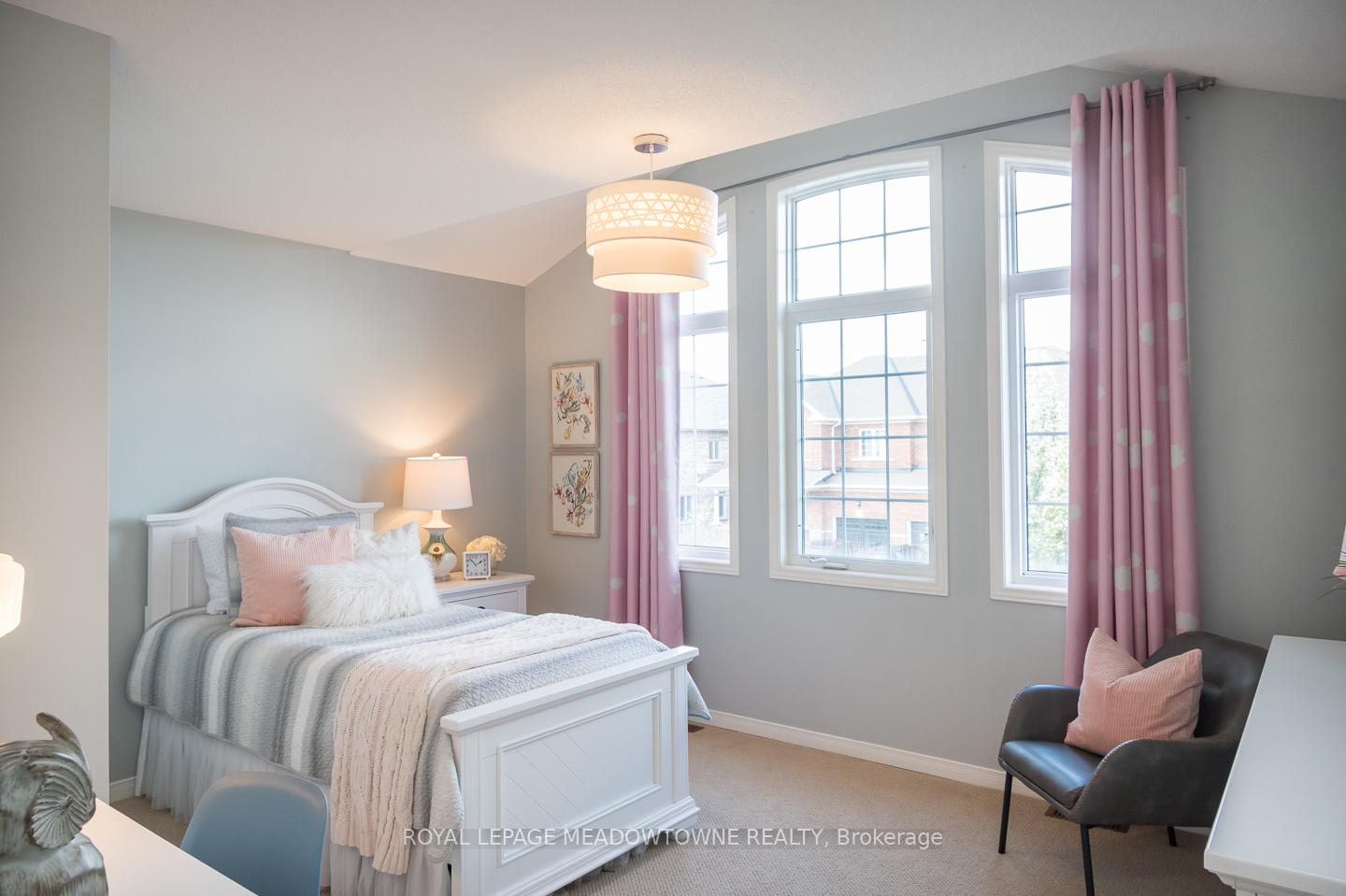 Photo 22 of 292 Giddings Crescent, Milton, Scott — HOMEH
