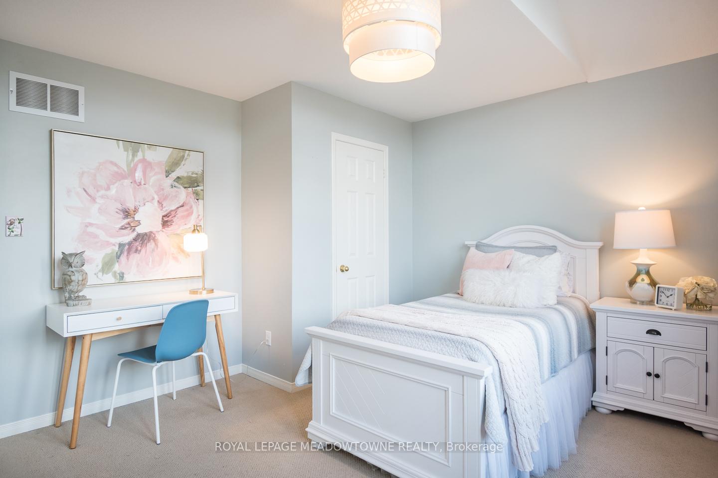 Photo 23 of 292 Giddings Crescent, Milton, Scott — HOMEH