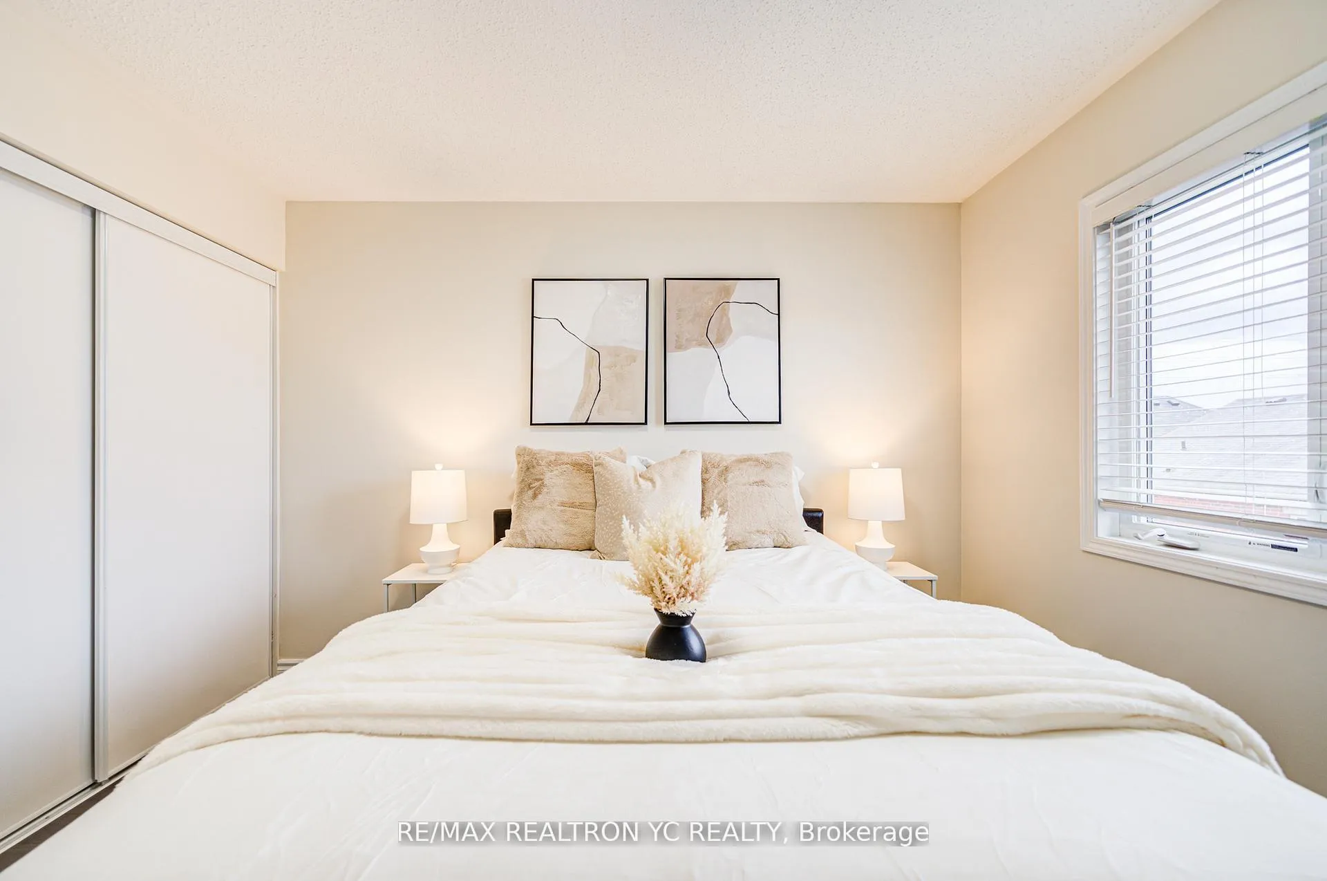 Photo 26 of 1014 Biason Circle, Milton, Willmott — HOMEH