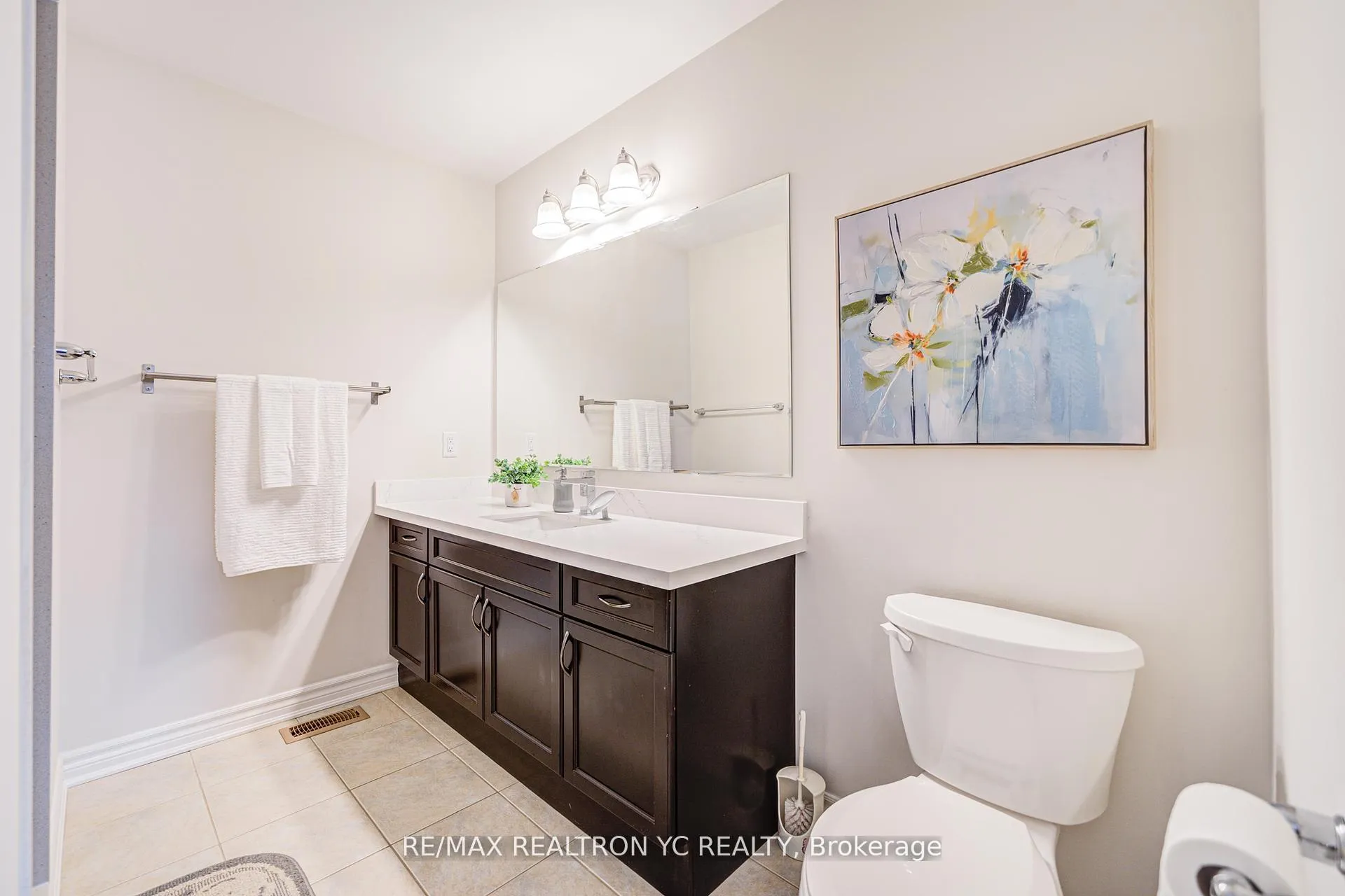 Photo 32 of 1014 Biason Circle, Milton, Willmott — HOMEH