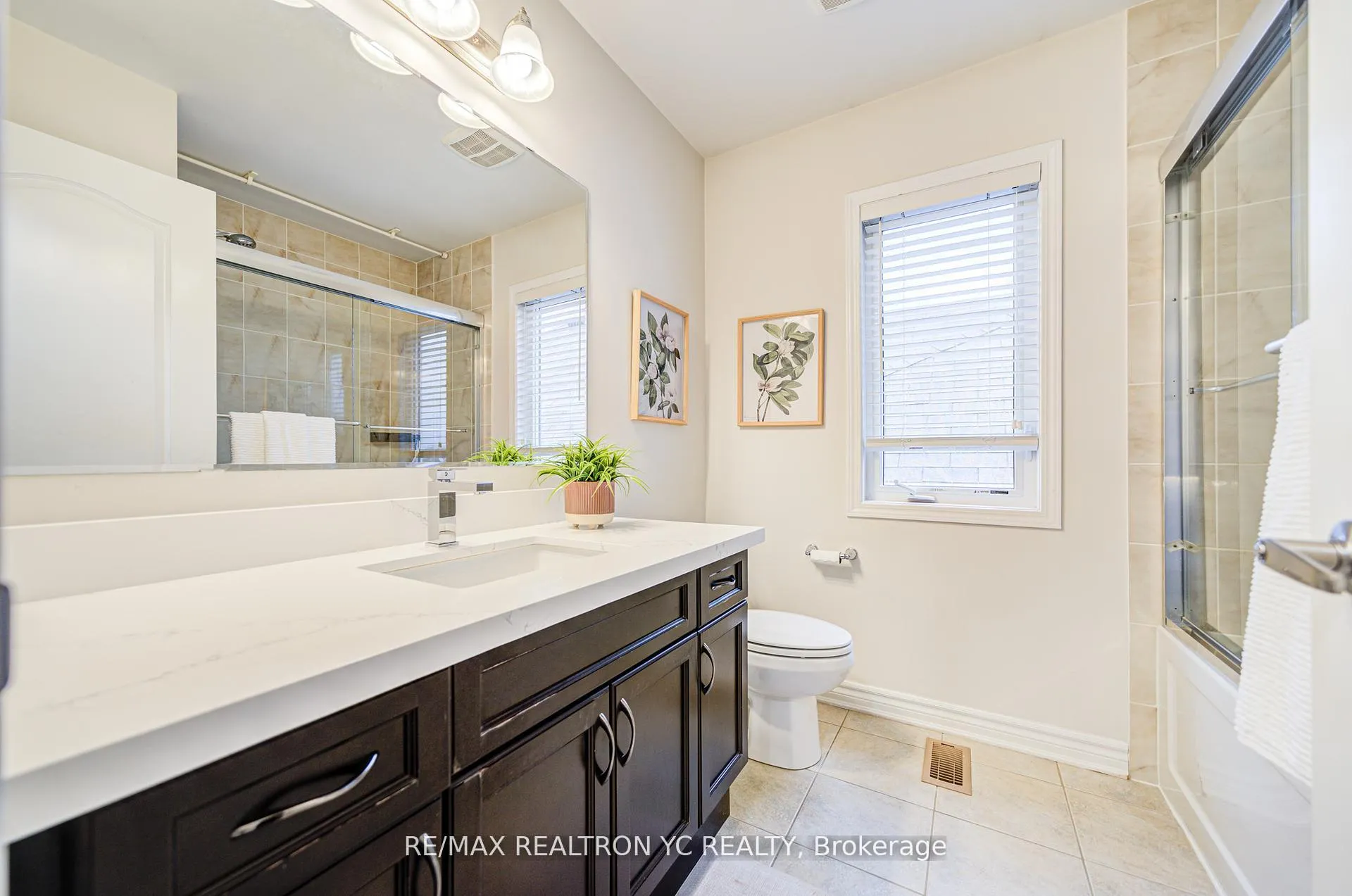 Photo 35 of 1014 Biason Circle, Milton, Willmott — HOMEH