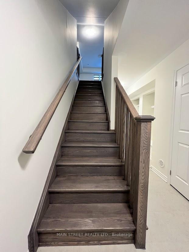 Photo 3 of 3329 Thunderbird Promenade, Pickering, Rural Pickering — HOMEH