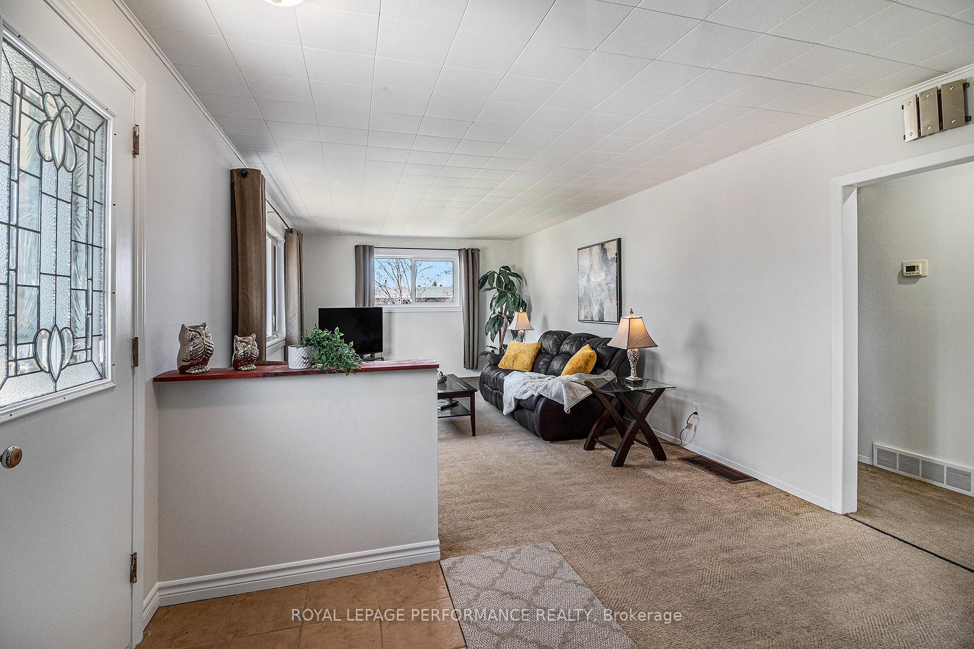 Photo 3 of 3551 Lafleur Road, Ottawa, Sarsfield/Bearbrook — HOMEH