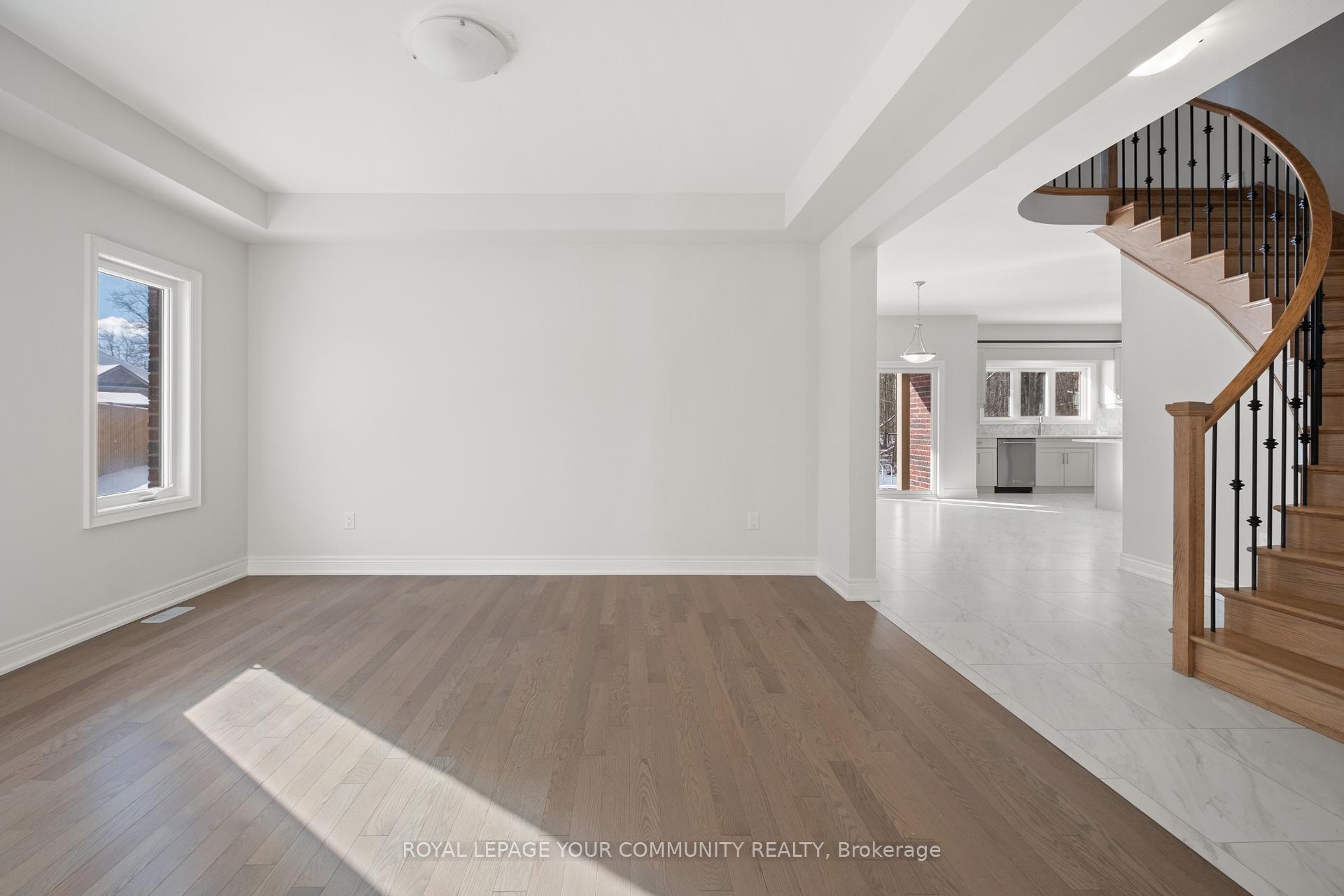 Photo 6 of 9429 Tallgrass Avenue, Niagara Falls, Lyons Creek — HOMEH