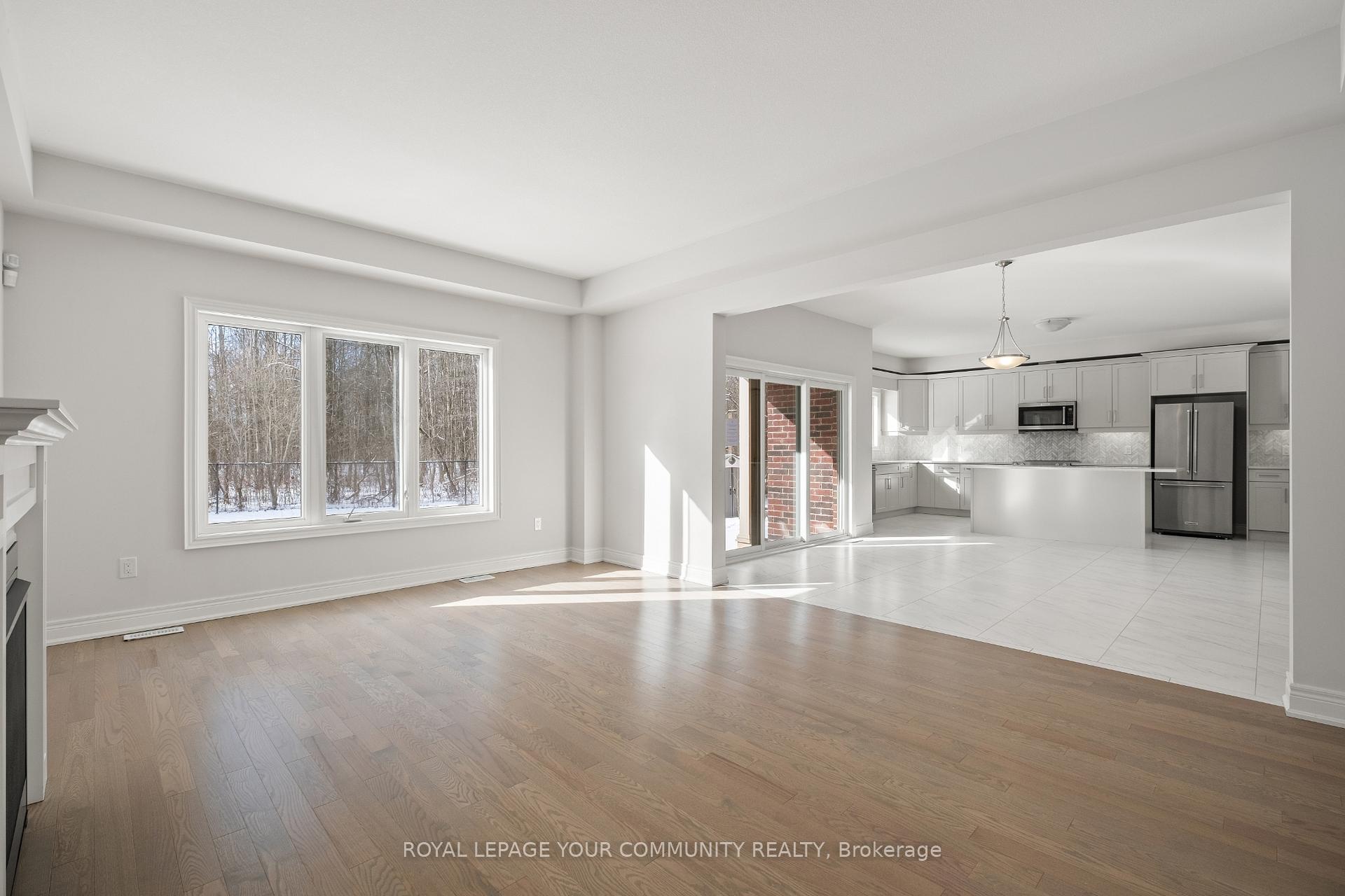 Photo 10 of 9429 Tallgrass Avenue, Niagara Falls, Lyons Creek — HOMEH