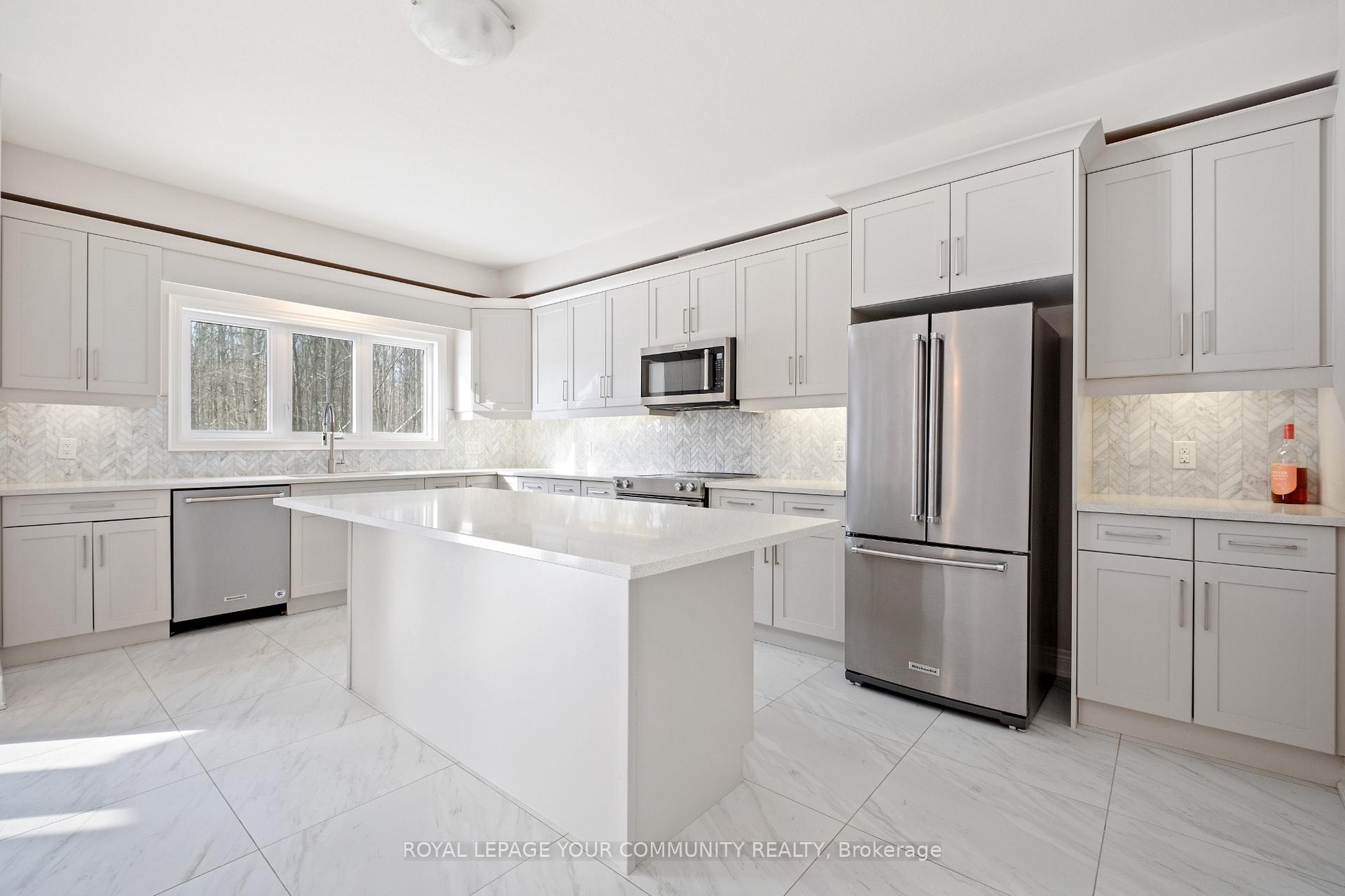 Photo 13 of 9429 Tallgrass Avenue, Niagara Falls, Lyons Creek — HOMEH