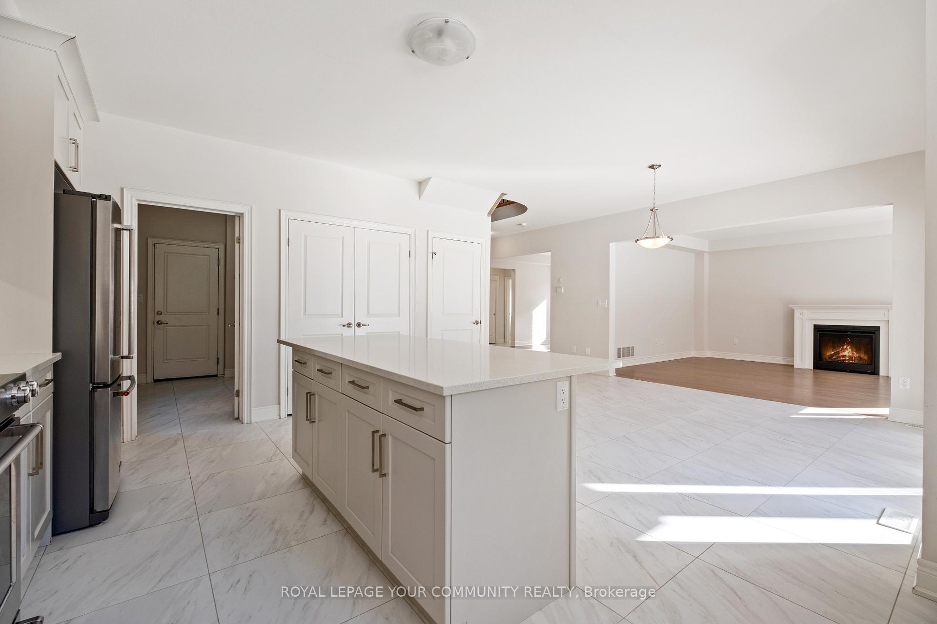 Photo 14 of 9429 Tallgrass Avenue, Niagara Falls, Lyons Creek — HOMEH