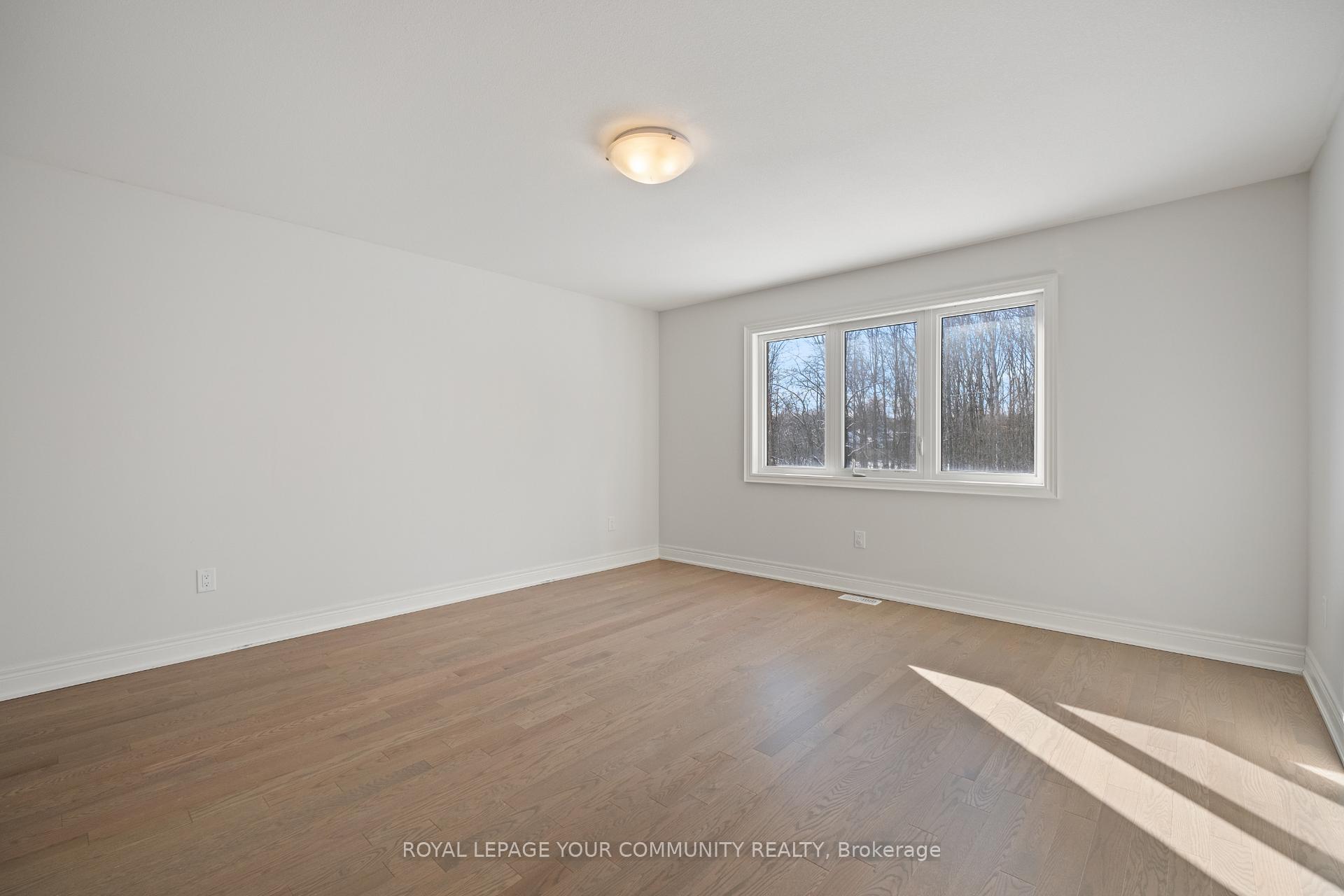 Photo 20 of 9429 Tallgrass Avenue, Niagara Falls, Lyons Creek — HOMEH