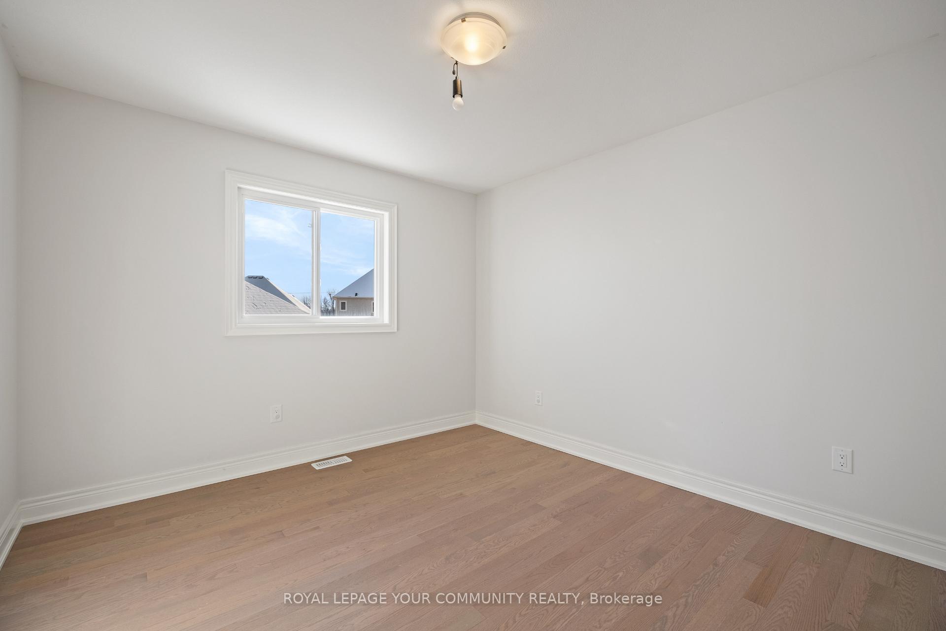 Photo 25 of 9429 Tallgrass Avenue, Niagara Falls, Lyons Creek — HOMEH