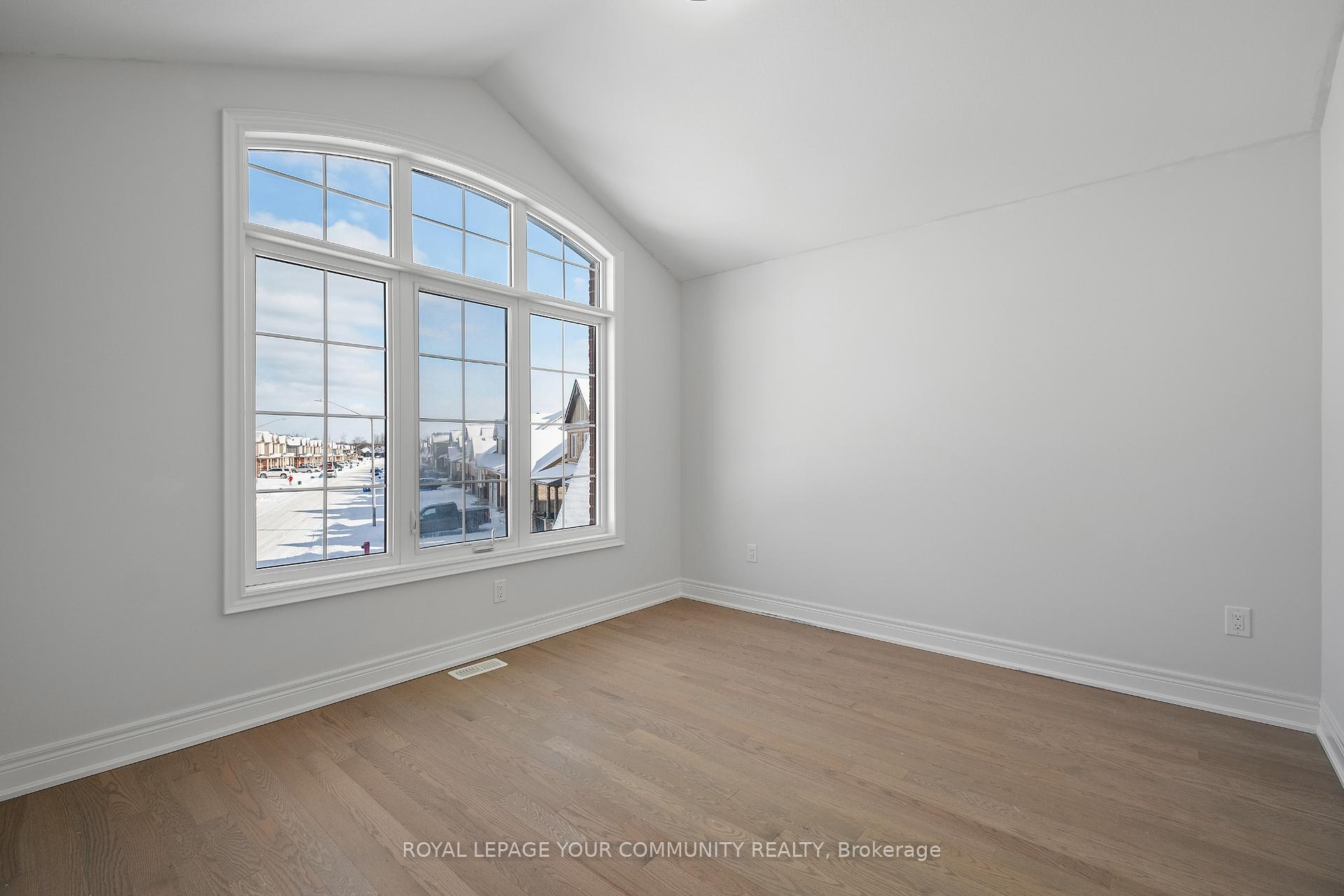Photo 28 of 9429 Tallgrass Avenue, Niagara Falls, Lyons Creek — HOMEH