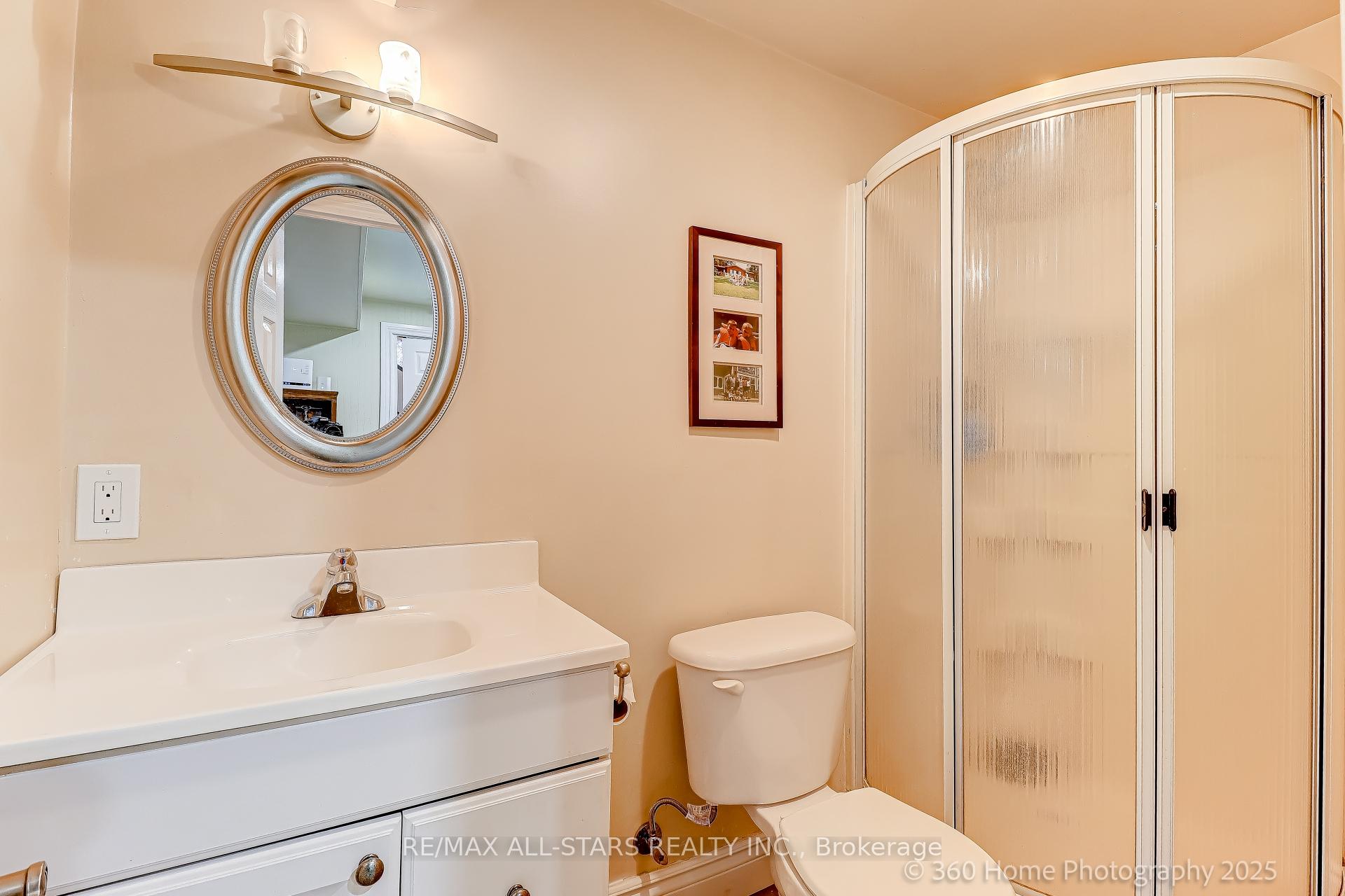 Photo 20 of 689 Foxwood Trail, Pickering, Amberlea — HOMEH