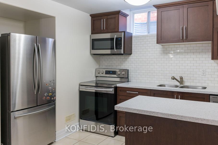Photo 8 of Unit (Bsmt), 836 Coldstream Drive, Oshawa, Taunton — HOMEH