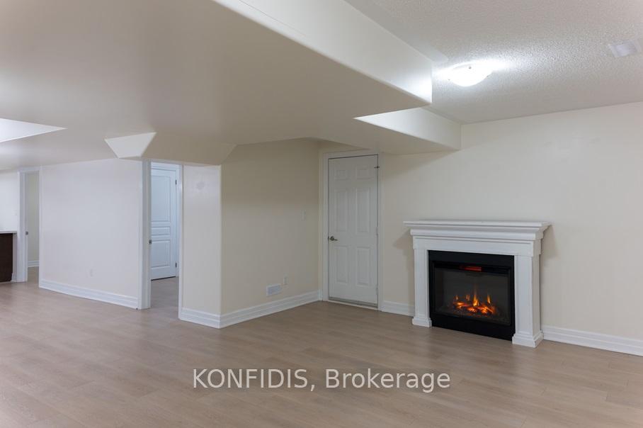 Photo 12 of Unit (Bsmt), 836 Coldstream Drive, Oshawa, Taunton — HOMEH
