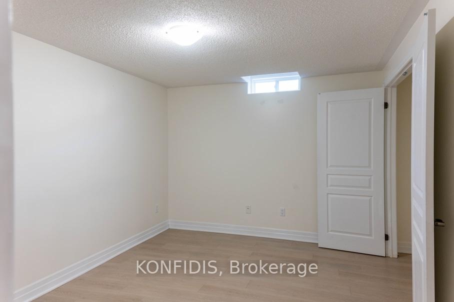 Photo 19 of Unit (Bsmt), 836 Coldstream Drive, Oshawa, Taunton — HOMEH