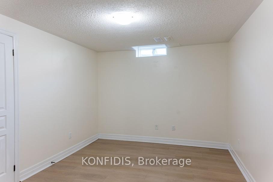 Photo 21 of Unit (Bsmt), 836 Coldstream Drive, Oshawa, Taunton — HOMEH