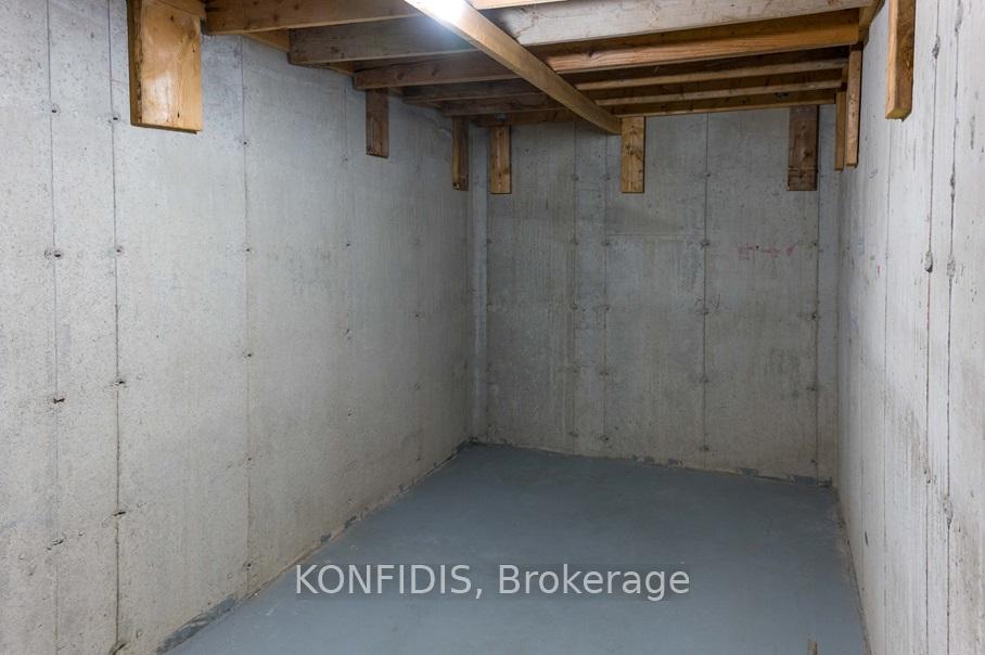 Photo 23 of Unit (Bsmt), 836 Coldstream Drive, Oshawa, Taunton — HOMEH