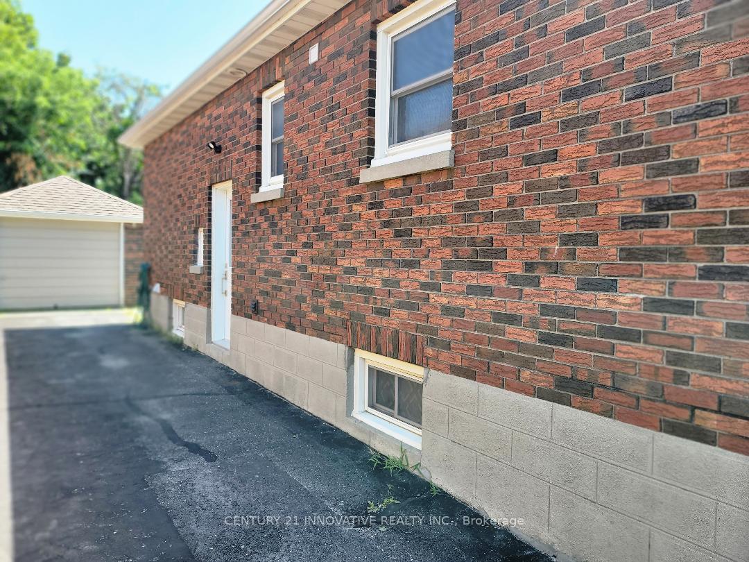 Photo 2 of 255 Huron Street, Oshawa, Central — HOMEH