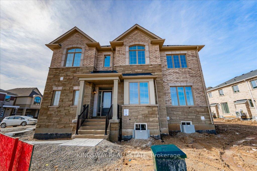 Photo 2 of 1377 Lily Crescent, Milton, Walker — HOMEH