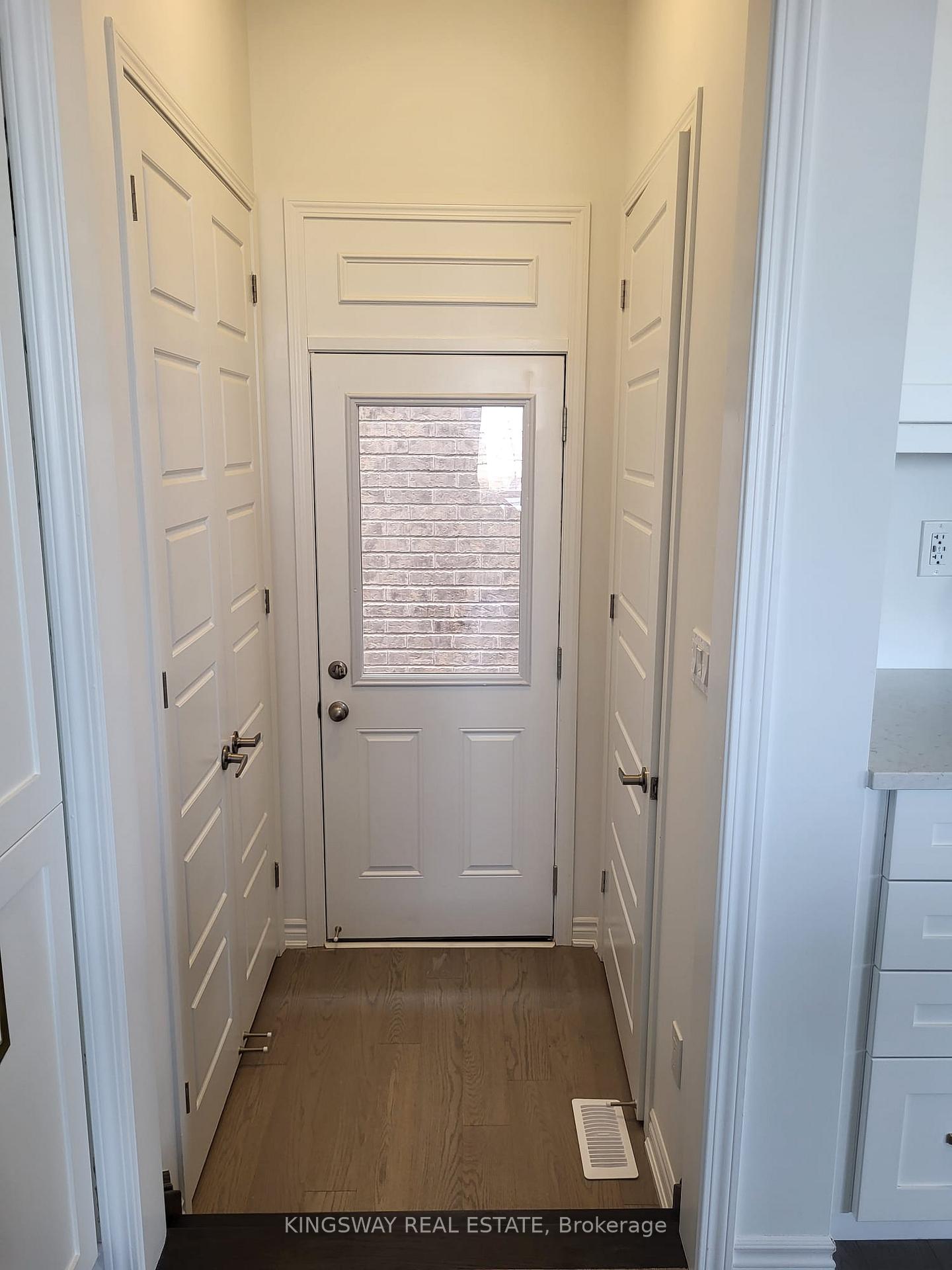 Photo 5 of 1377 Lily Crescent, Milton, Walker — HOMEH