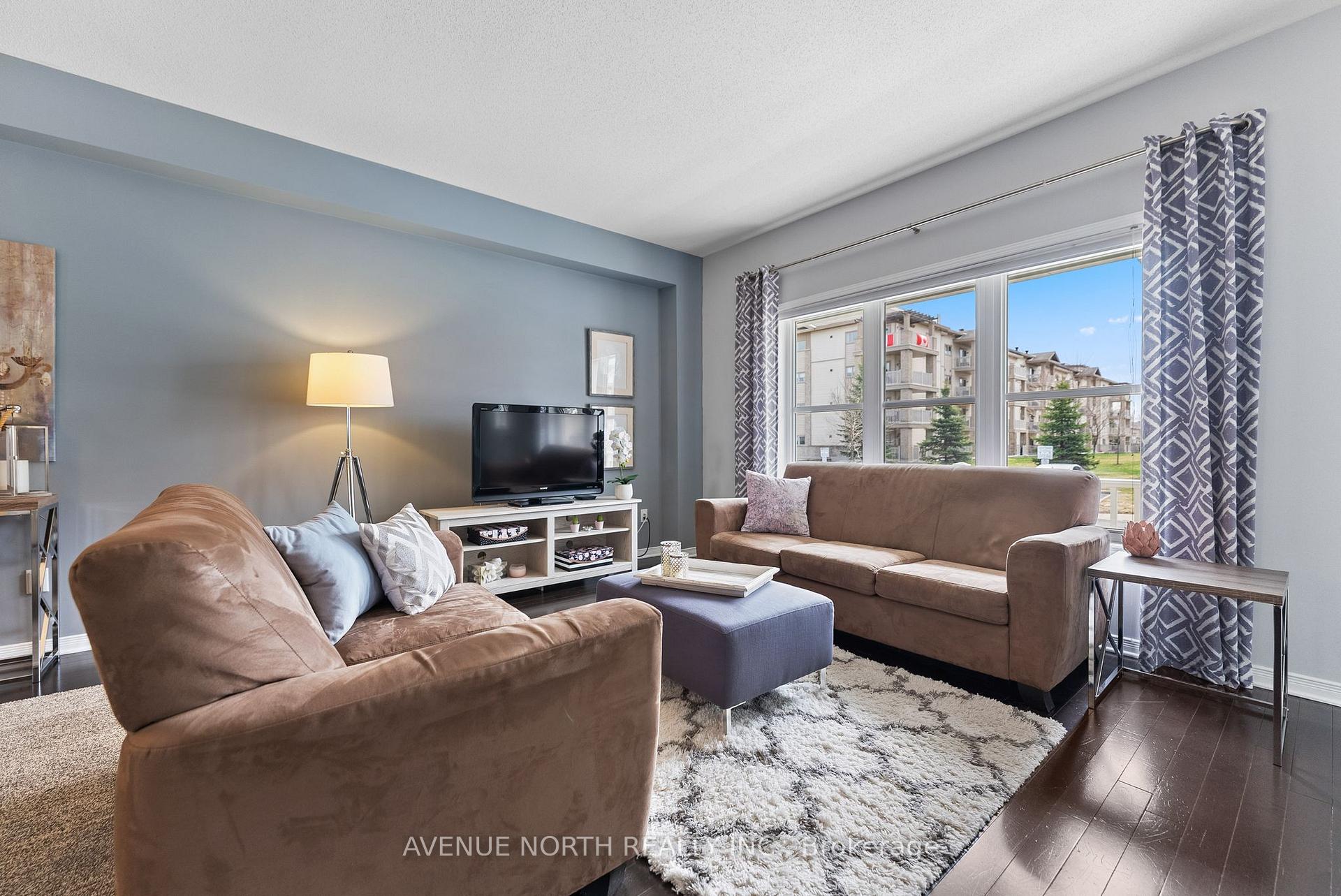 Photo 6 of 138 Potts Private, Ottawa, Notting Hill/Summerside — HOMEH
