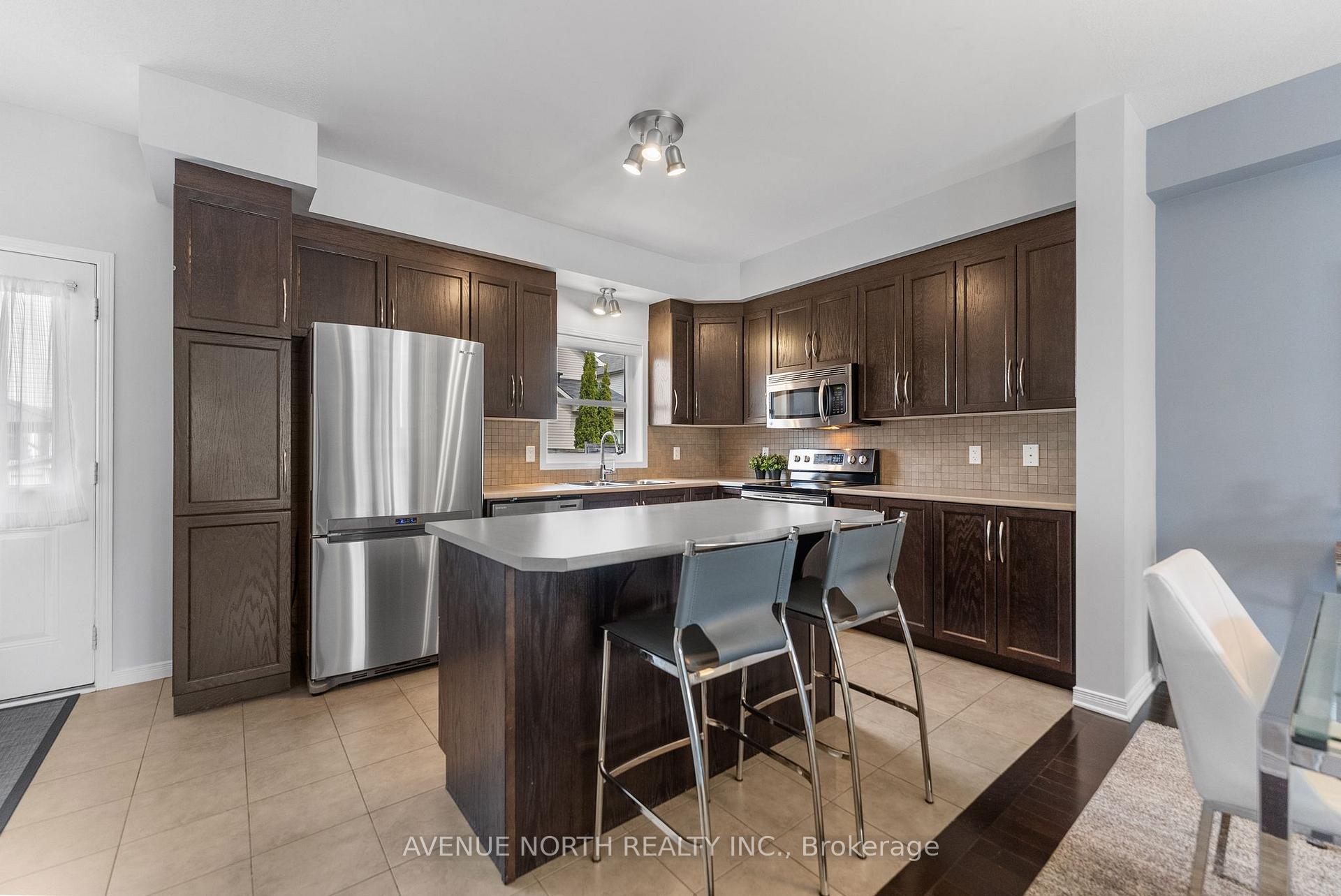 Photo 13 of 138 Potts Private, Ottawa, Notting Hill/Summerside — HOMEH