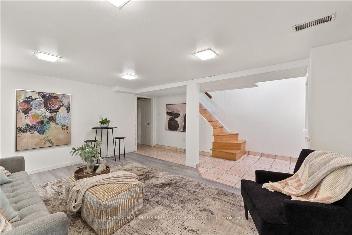 Photo 25 of 1238 Charlotte Circle, Pickering, Liverpool — HOMEH