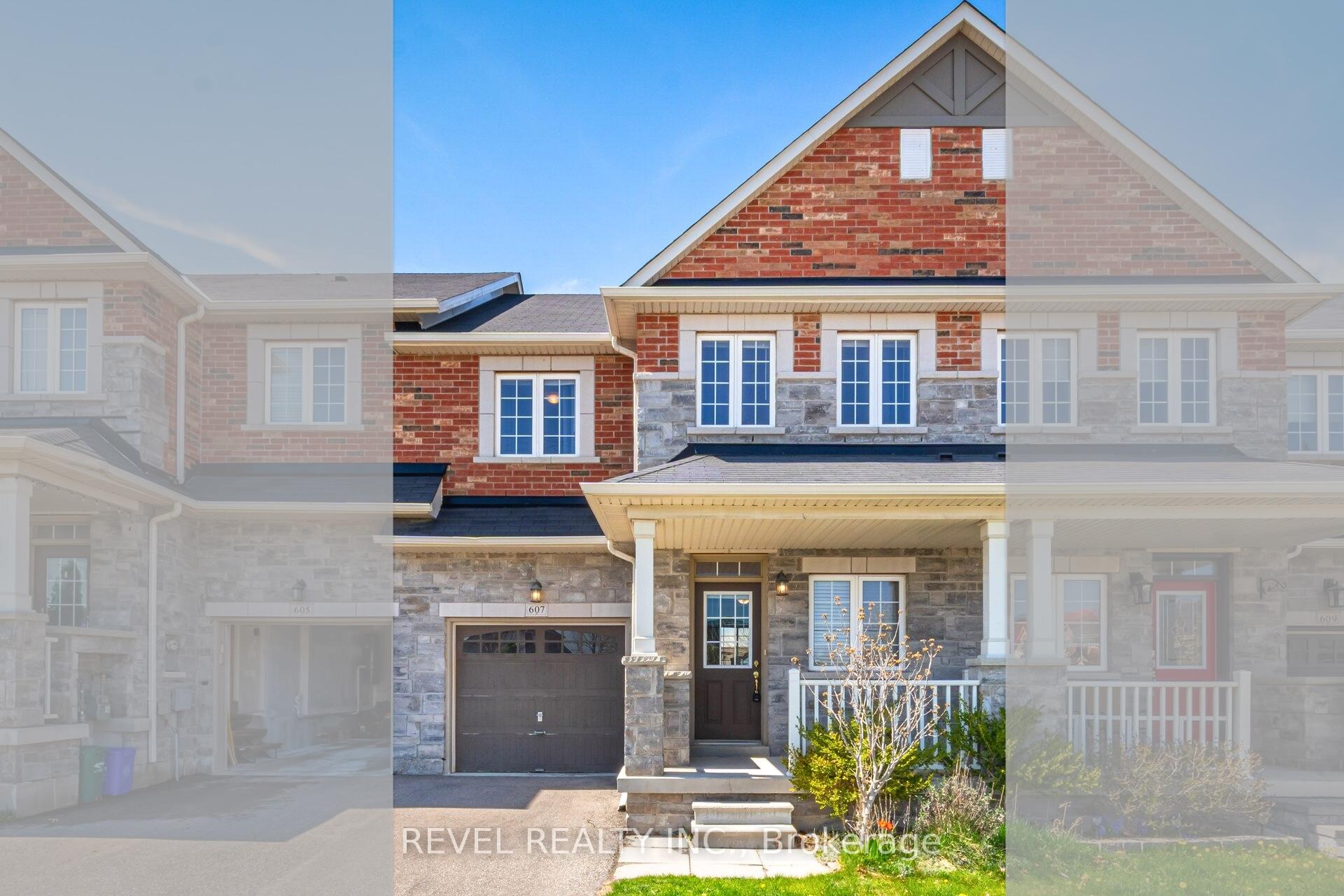 Front of 607 Murray Meadows Place