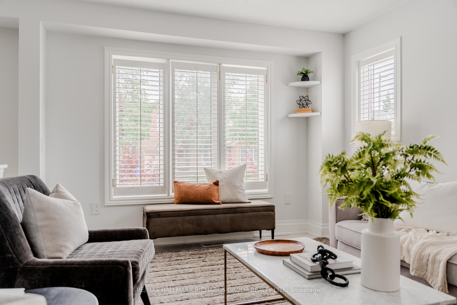 Photo 5 of 1531 Arcadia Square, Pickering, Amberlea — HOMEH