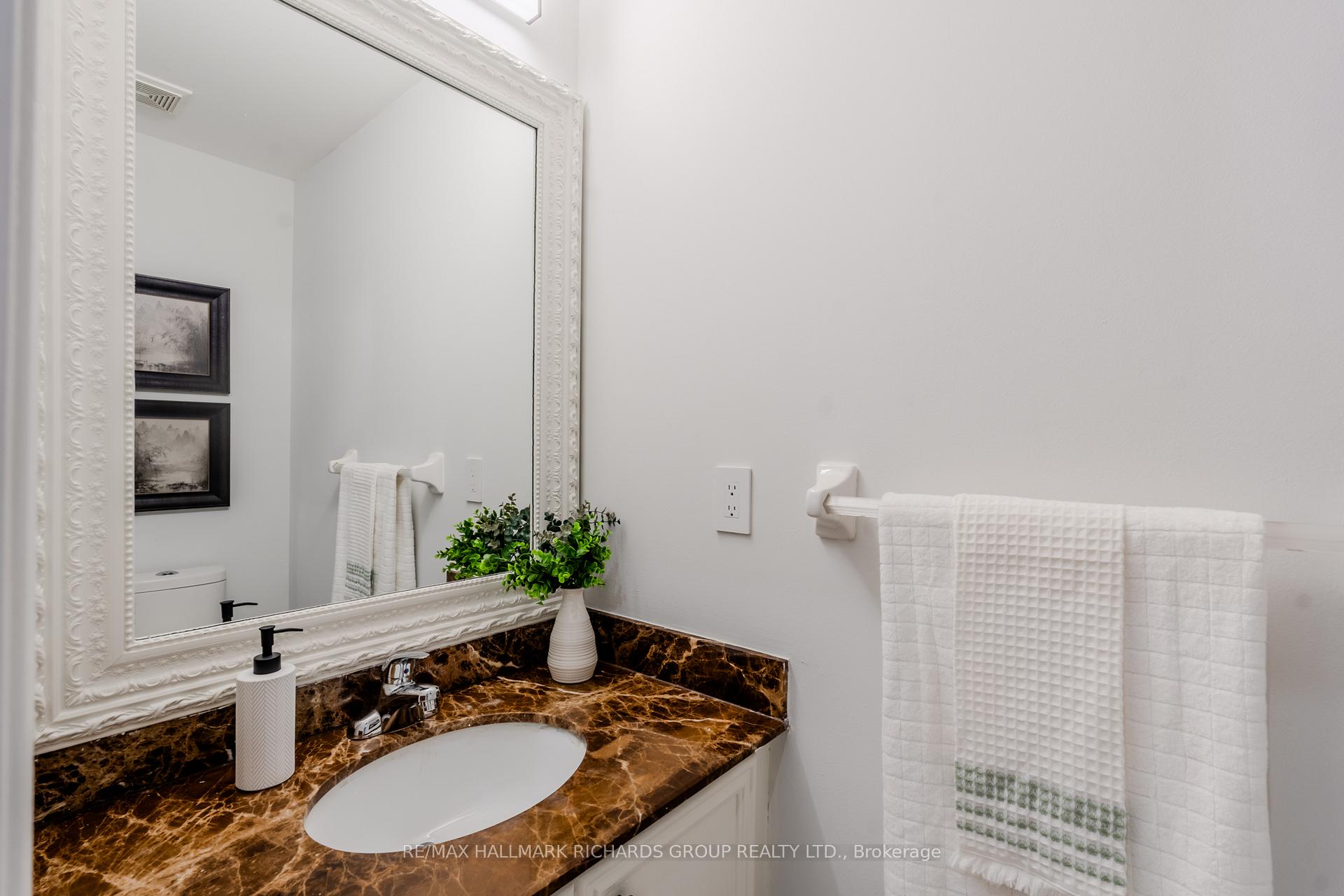 Photo 12 of 1531 Arcadia Square, Pickering, Amberlea — HOMEH