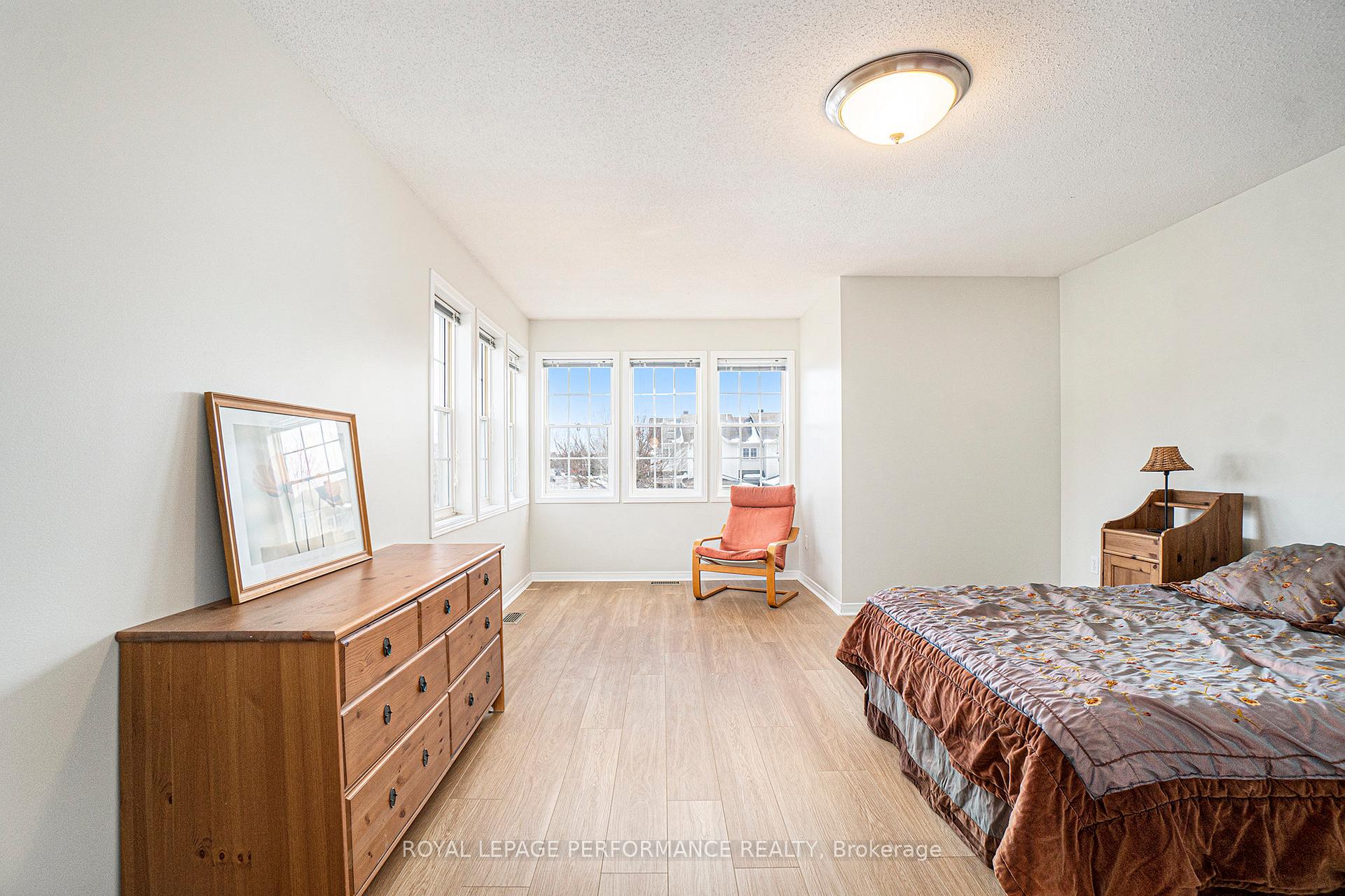 Photo 17 of 161 Topham Terrace, Ottawa, Fallingbrook/Gardenway South — HOMEH