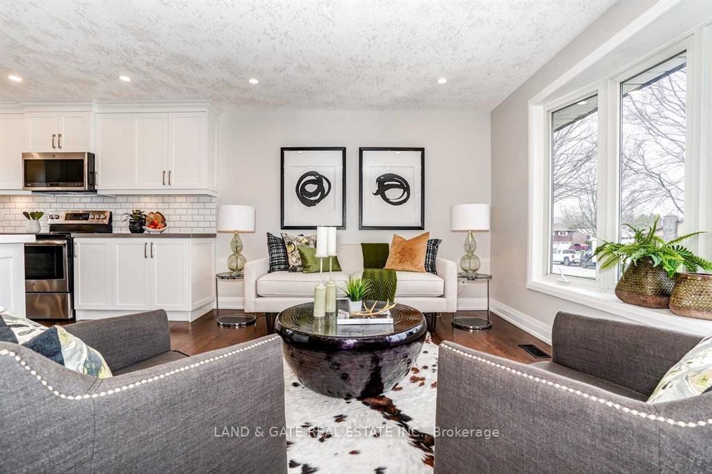 Photo 1 of Unit UPPER, 860 Carnation Court, Oshawa, Donevan — HOMEH