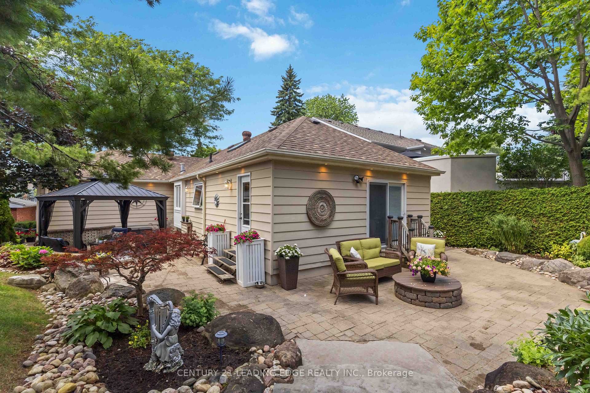 Photo 10 of 1801 Appleview Road, Pickering, Dunbarton — HOMEH