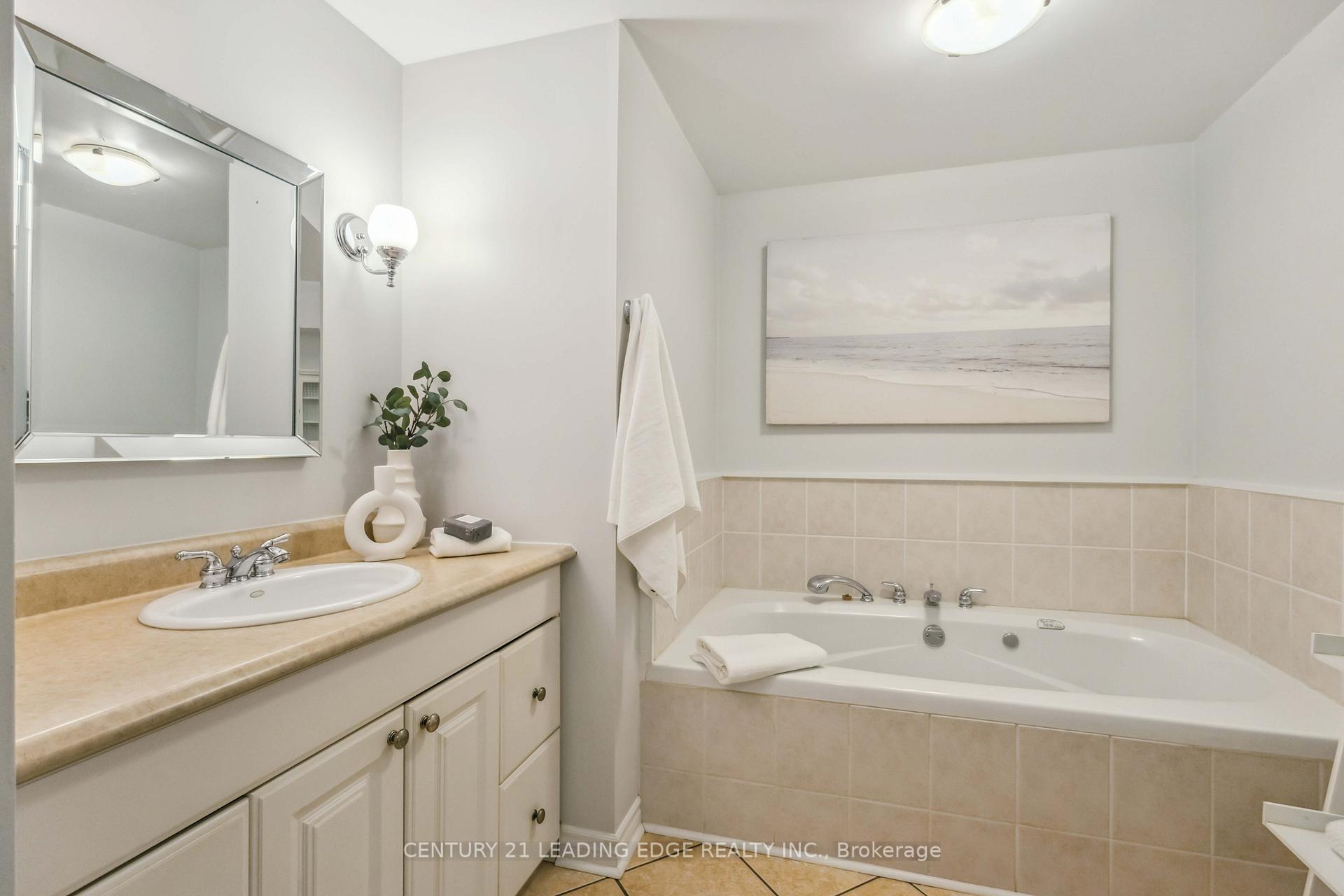 Photo 38 of 1801 Appleview Road, Pickering, Dunbarton — HOMEH
