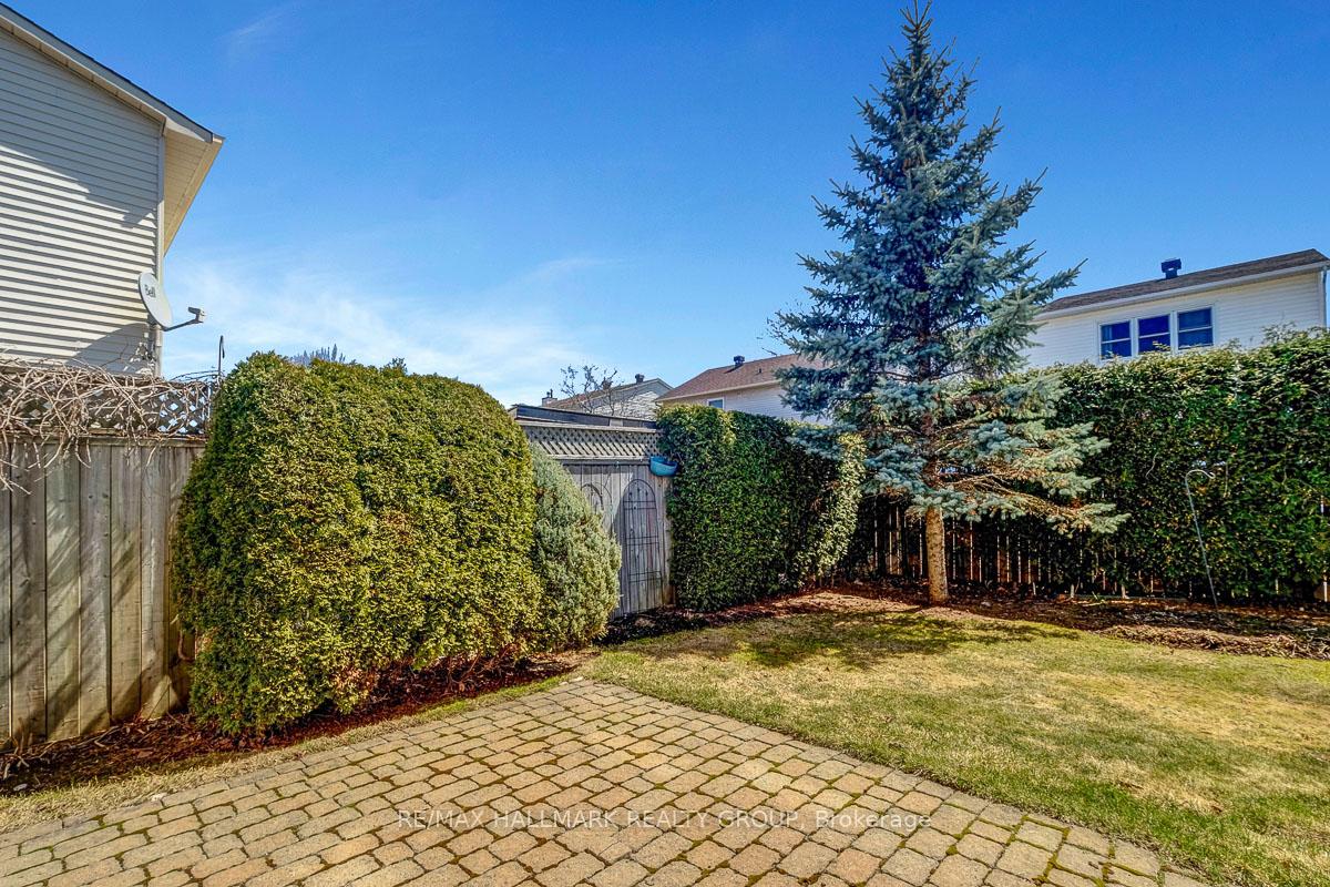 Photo 31 of 2011 Legrand Crescent, Ottawa, Queenswood Heights South — HOMEH