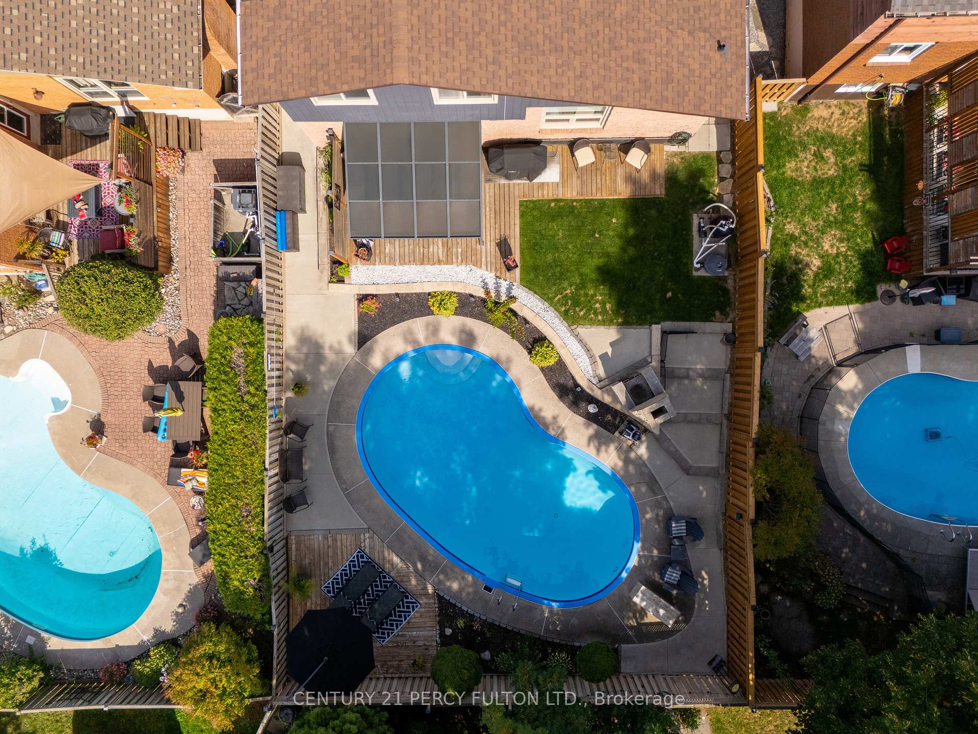 Photo 6 of 807 Jacqueline Avenue, Pickering, Amberlea — HOMEH