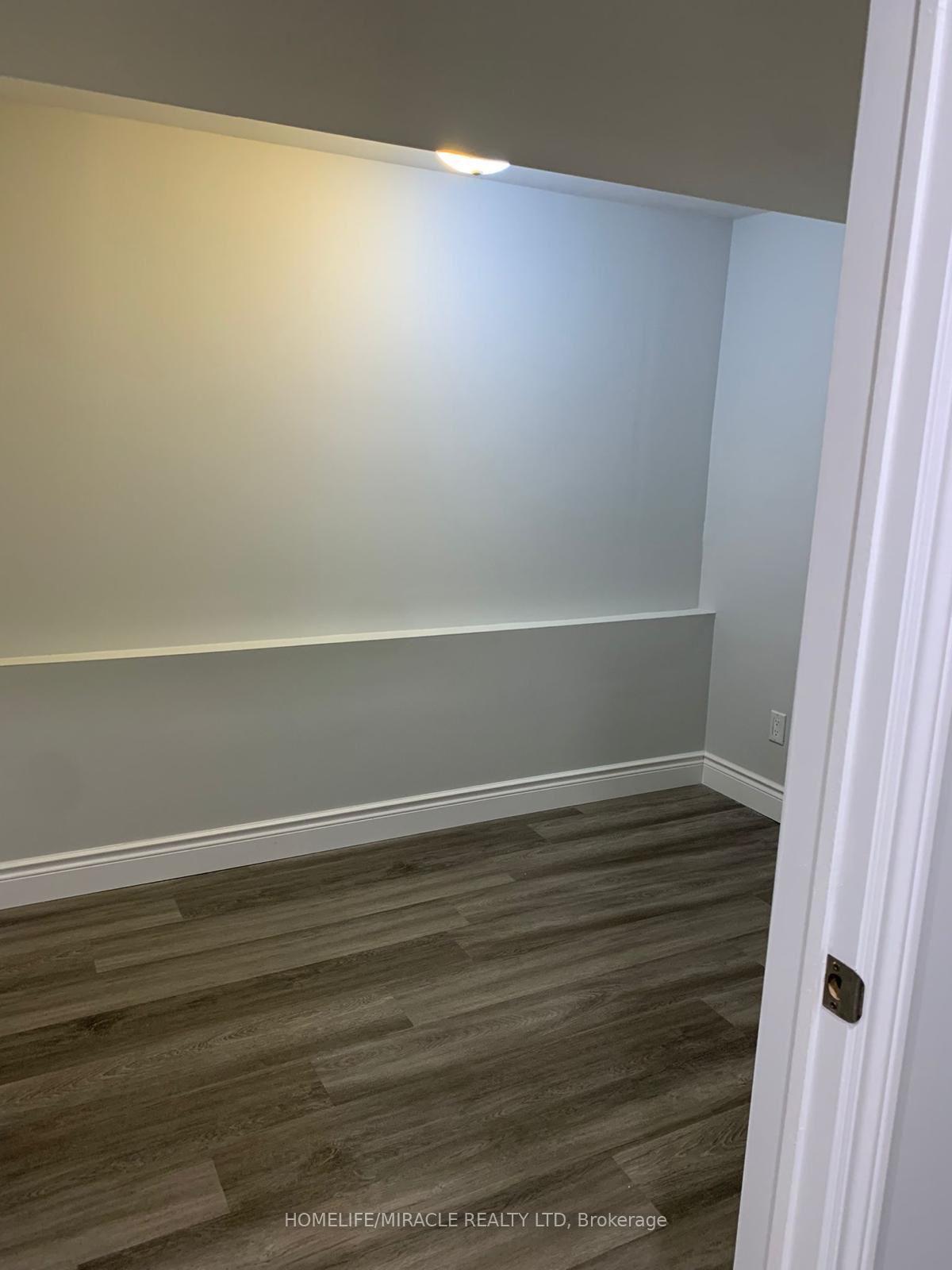 Photo 12 of 458 Marion Avenue, Oshawa, McLaughlin — HOMEH
