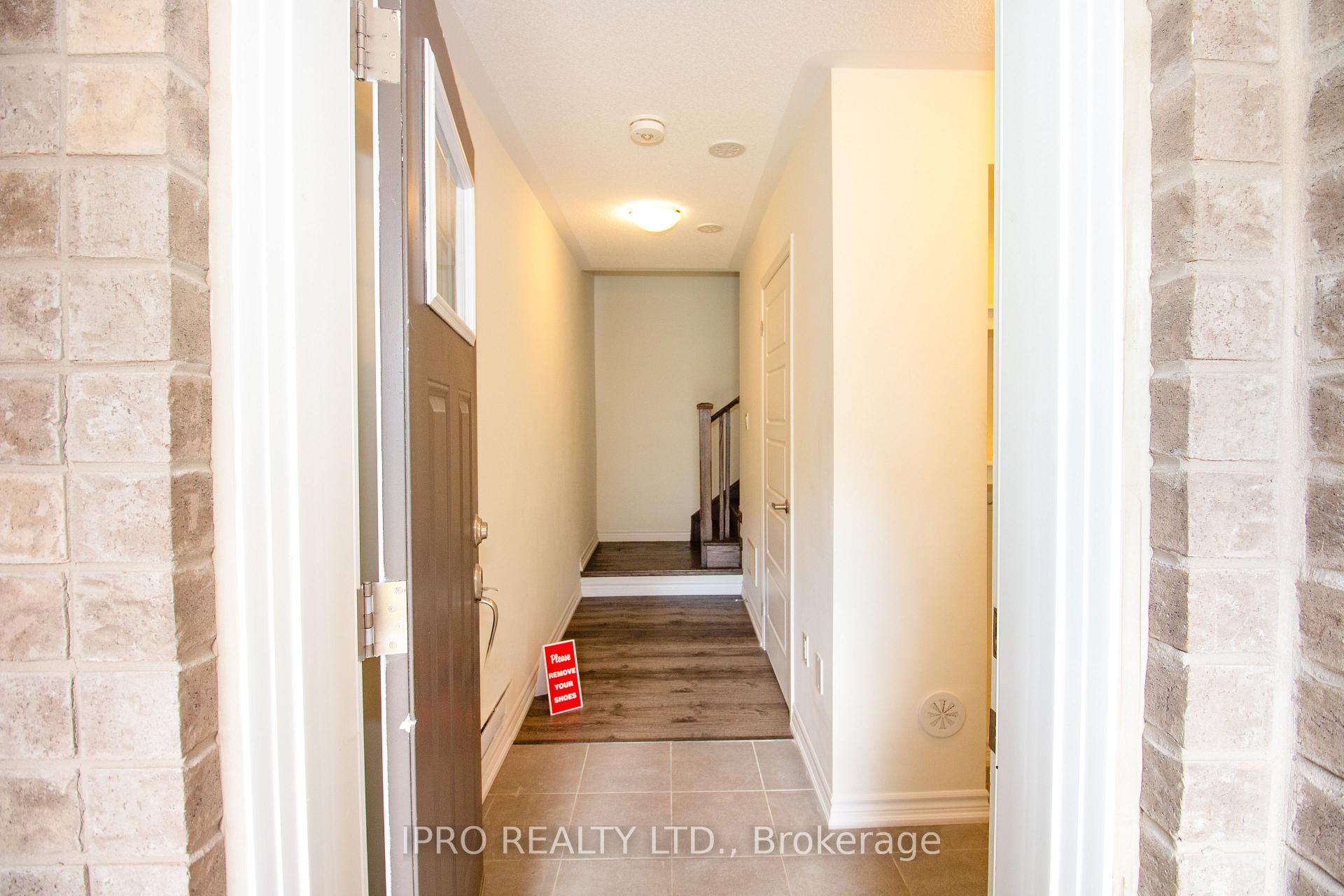 Photo 3 of 997 Alder Gate, Milton, Cobban — HOMEH