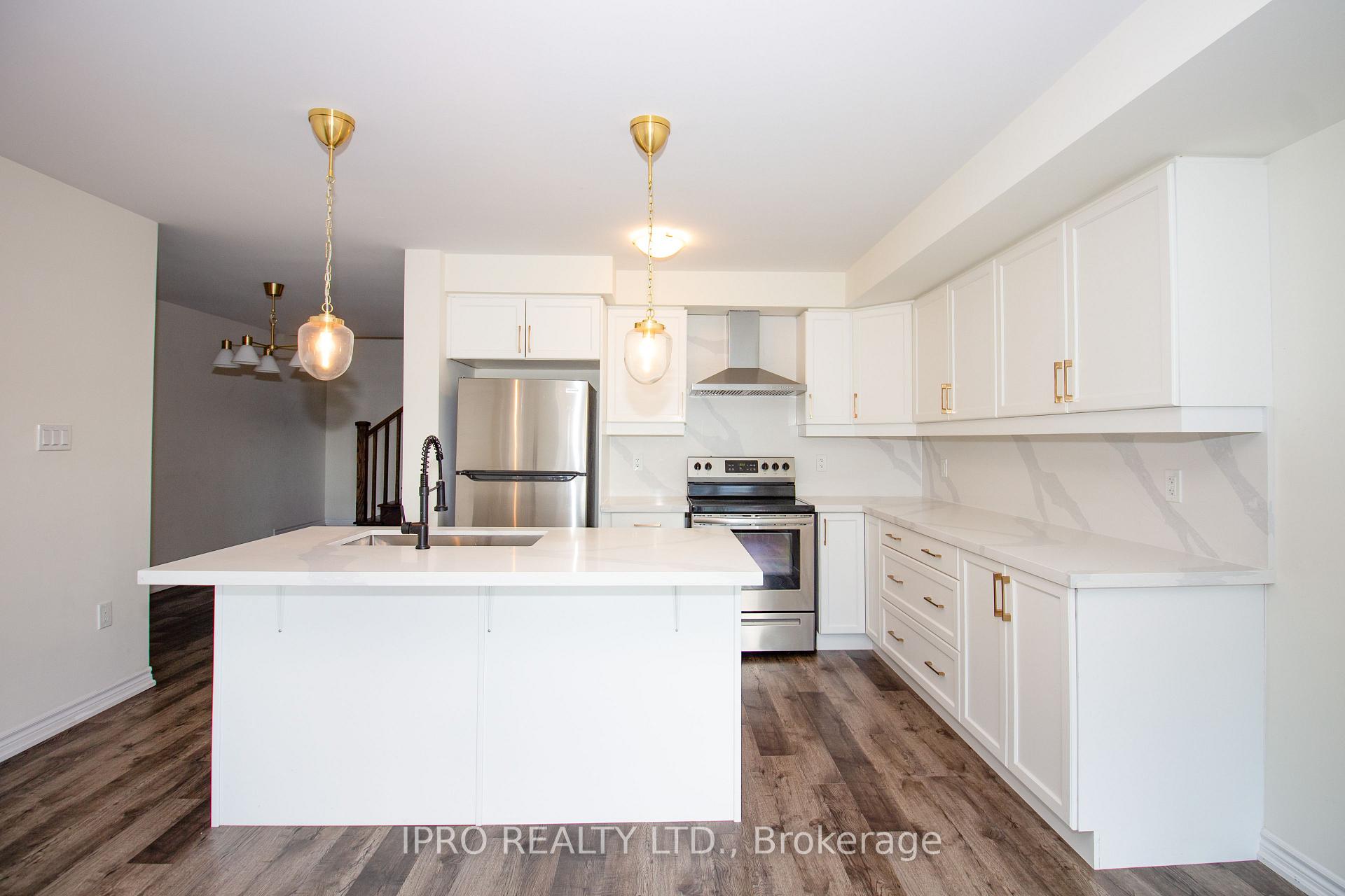Photo 7 of 997 Alder Gate, Milton, Cobban — HOMEH
